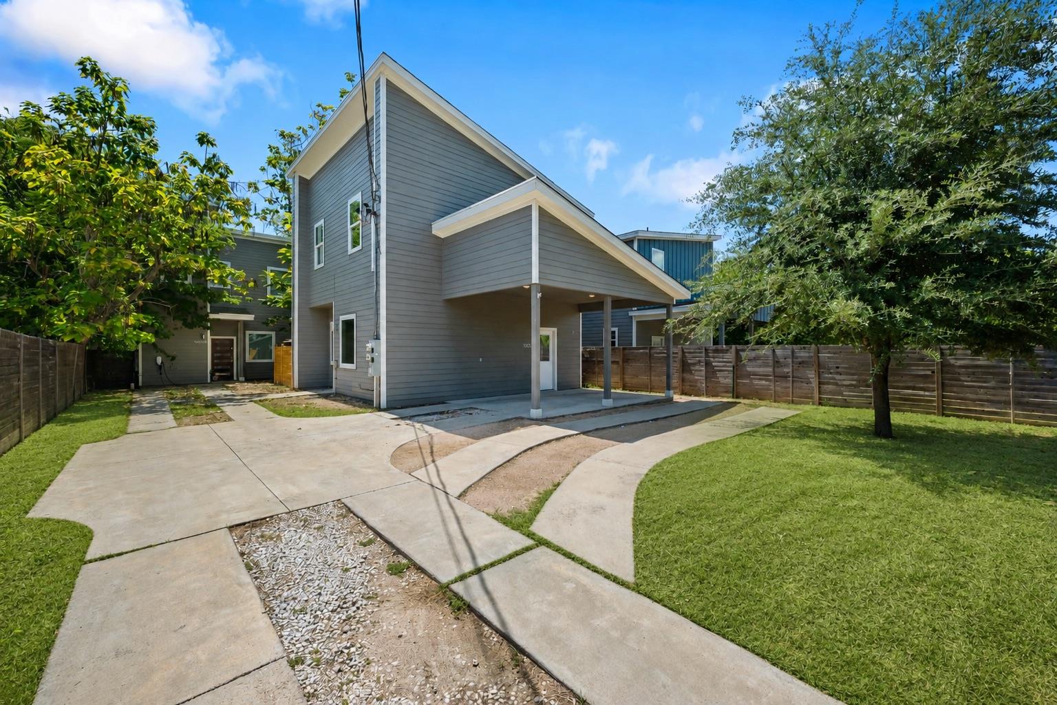 1003 Valdez St #a Property Photo 1