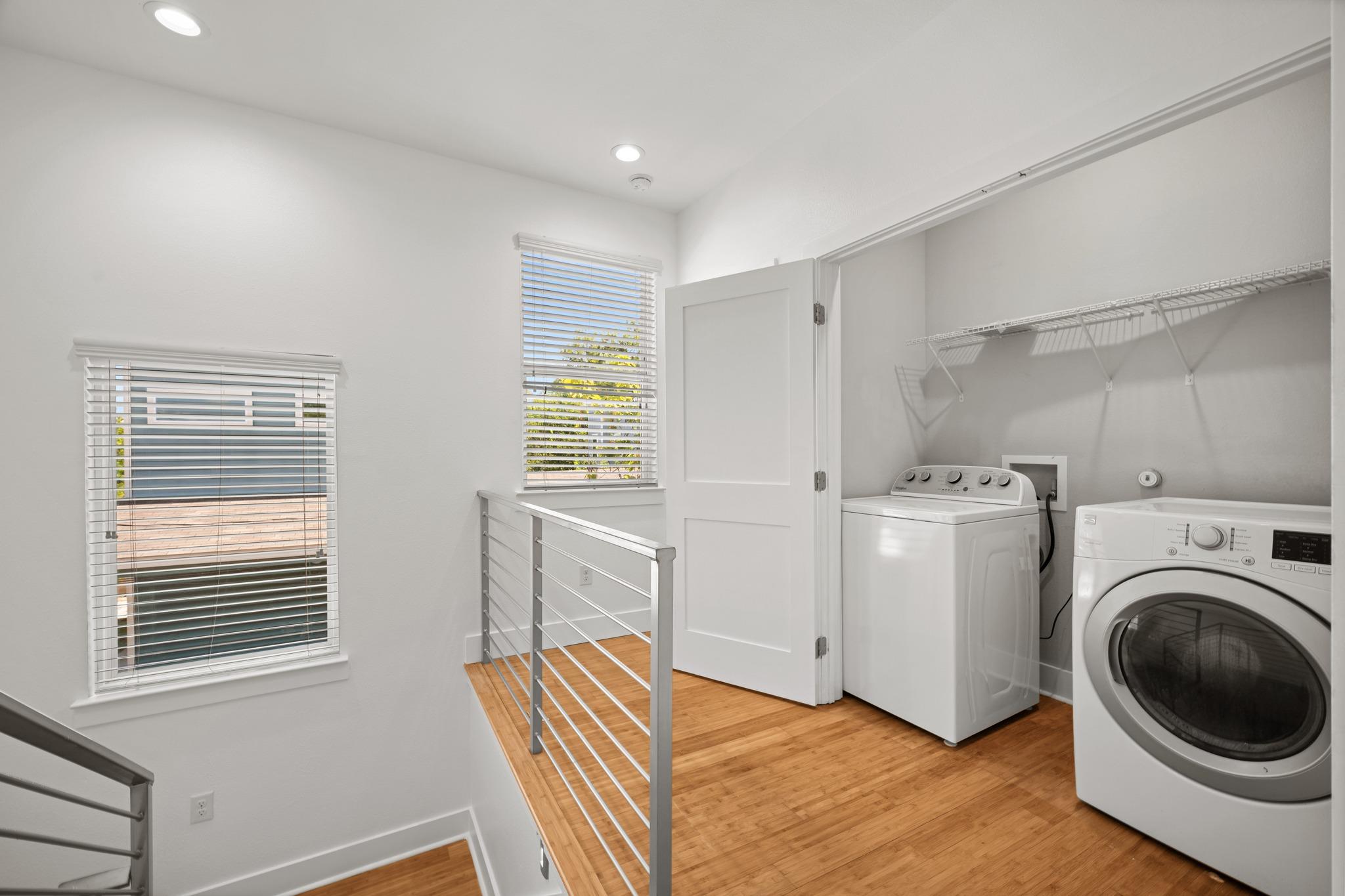 1003 Valdez St #a Property Photo 8