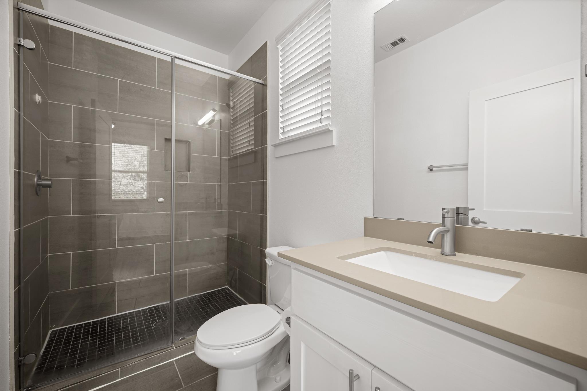 1003 Valdez St #a Property Photo 14