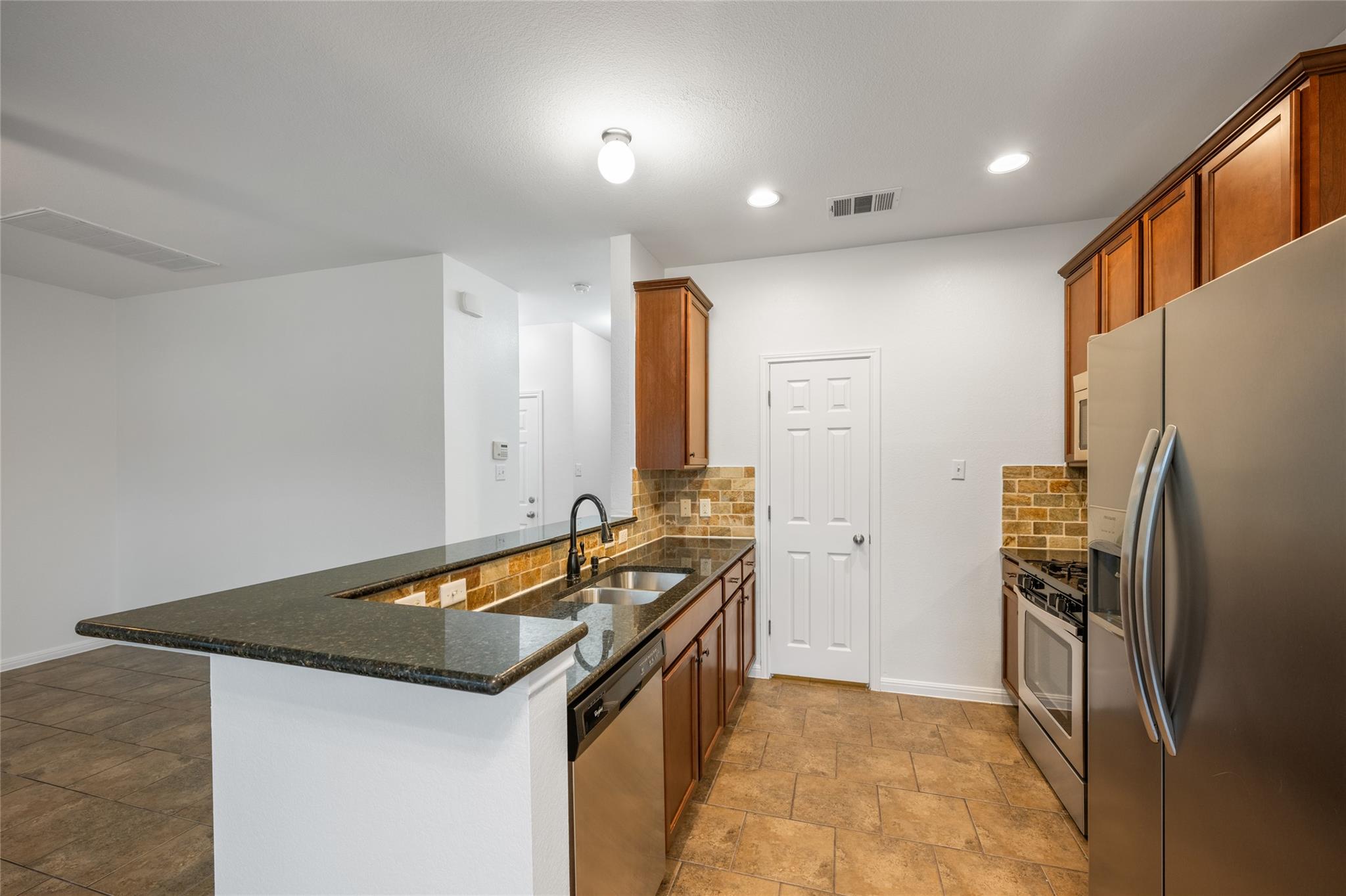 1900 Little Elm Trl #29 Property Photo 11