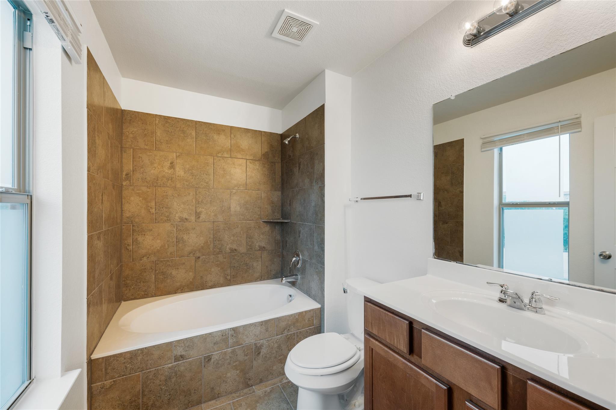 1900 Little Elm Trl #29 Property Photo 19