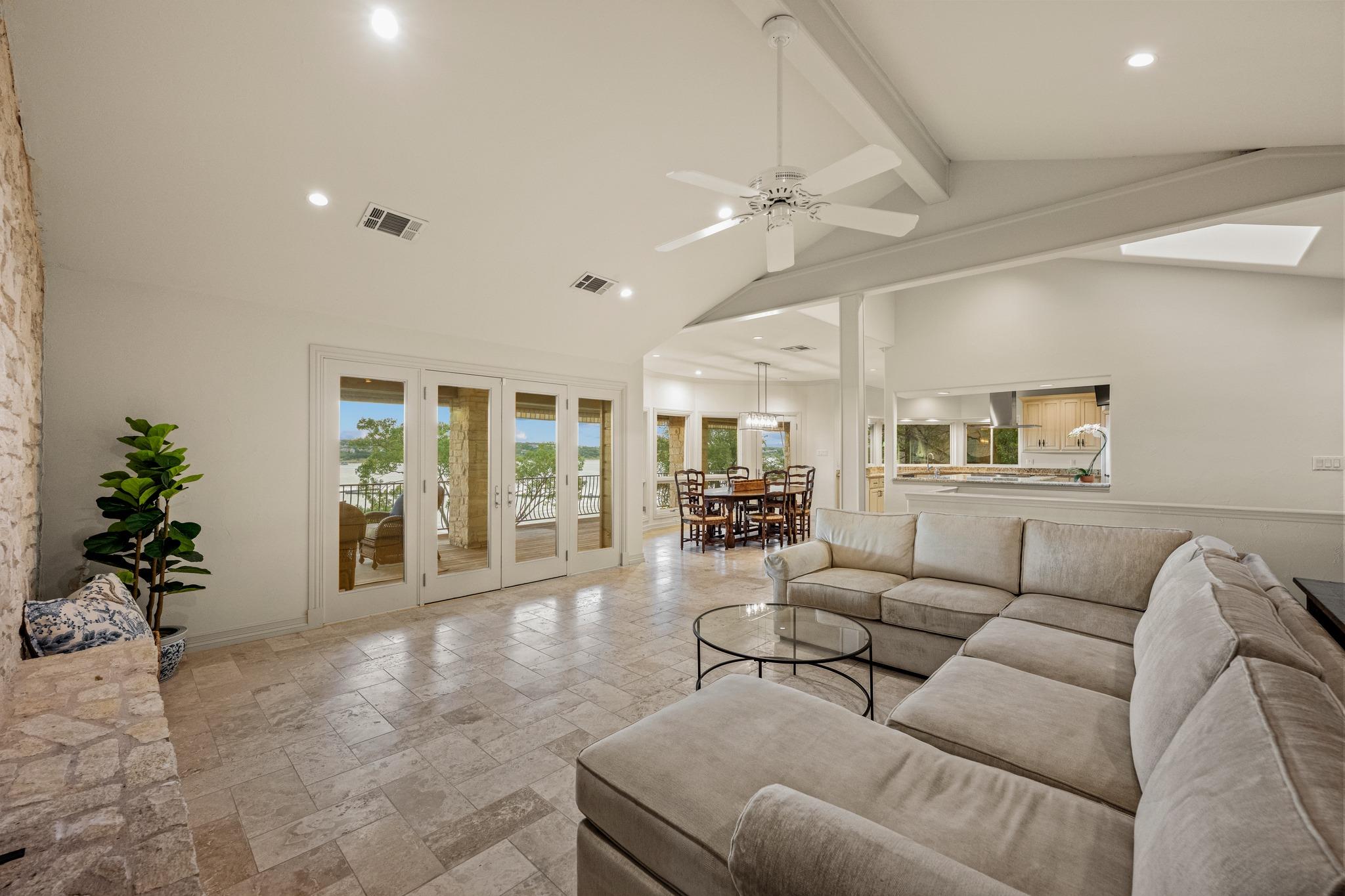 1005 Challenger None Property Photo 11