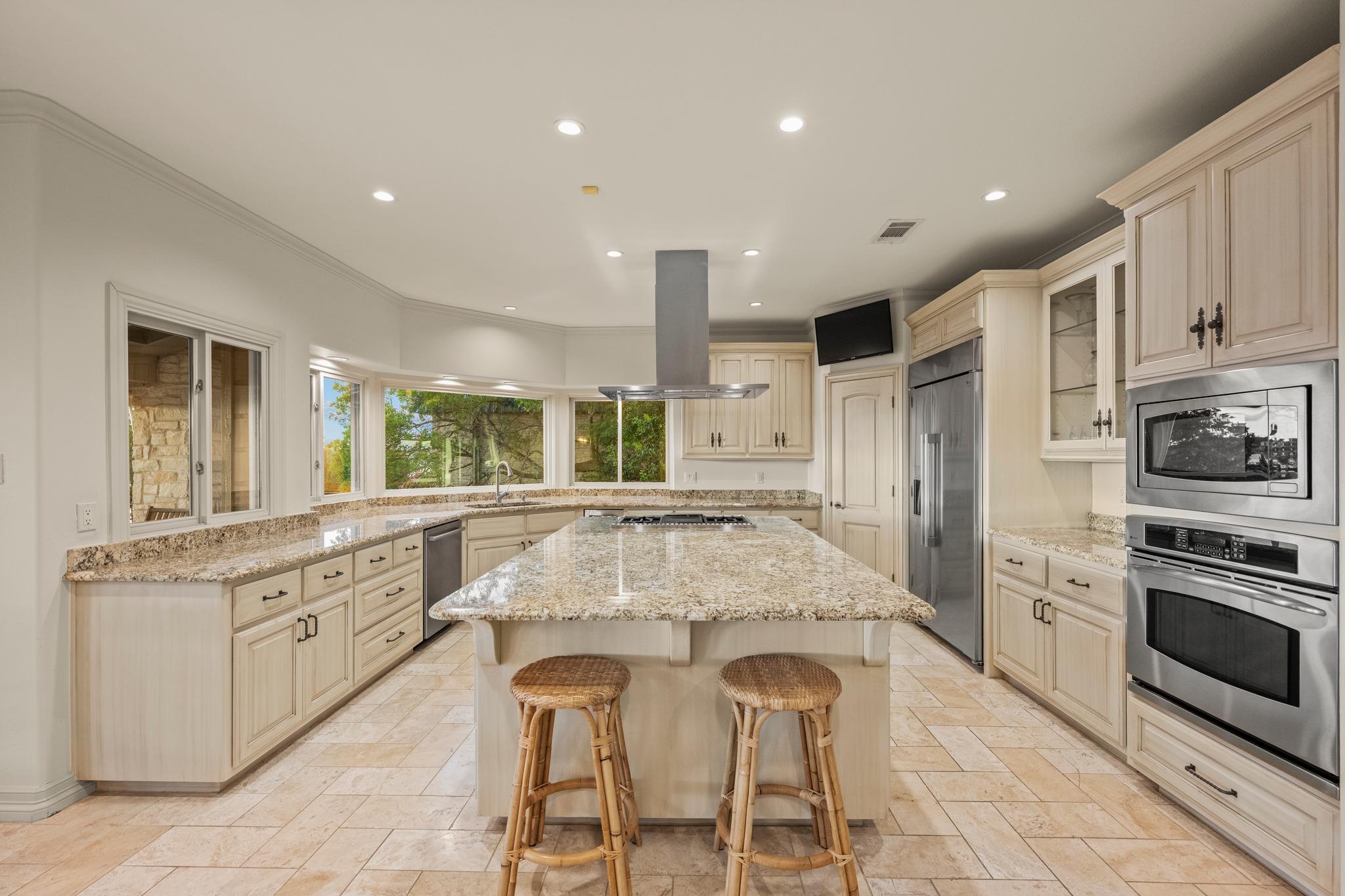 1005 Challenger None Property Photo 14
