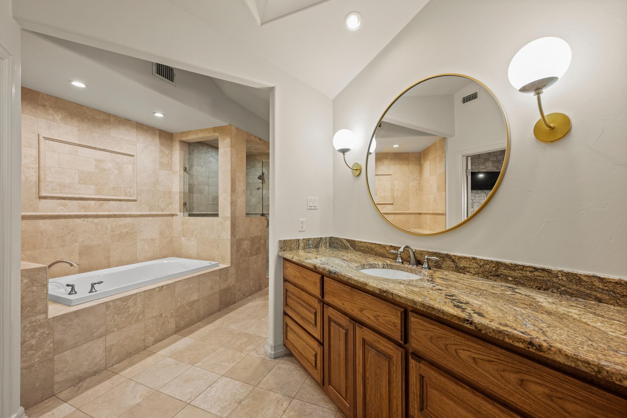 1005 Challenger None Property Photo 17
