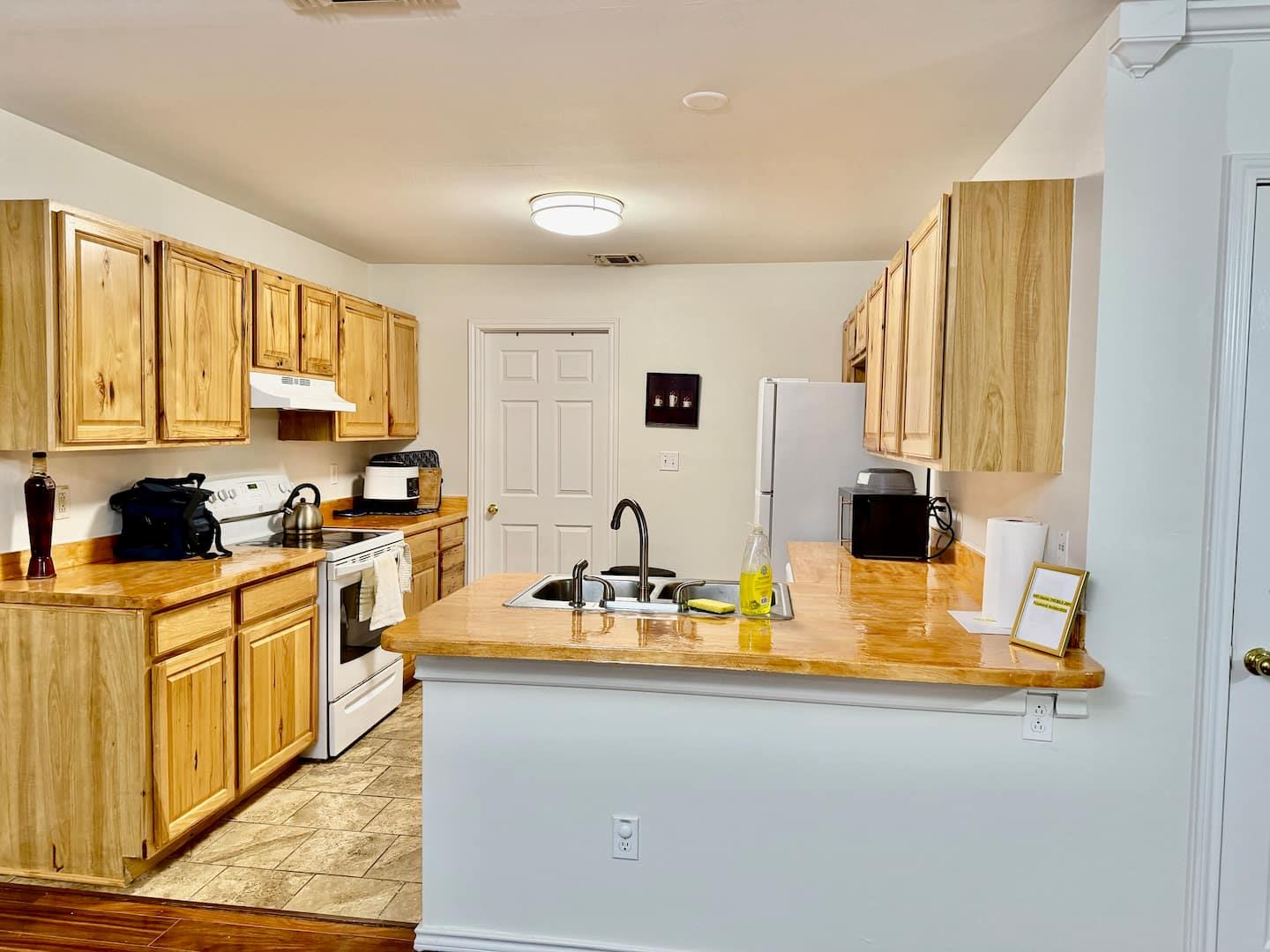 3230 Winding Way Property Photo 3