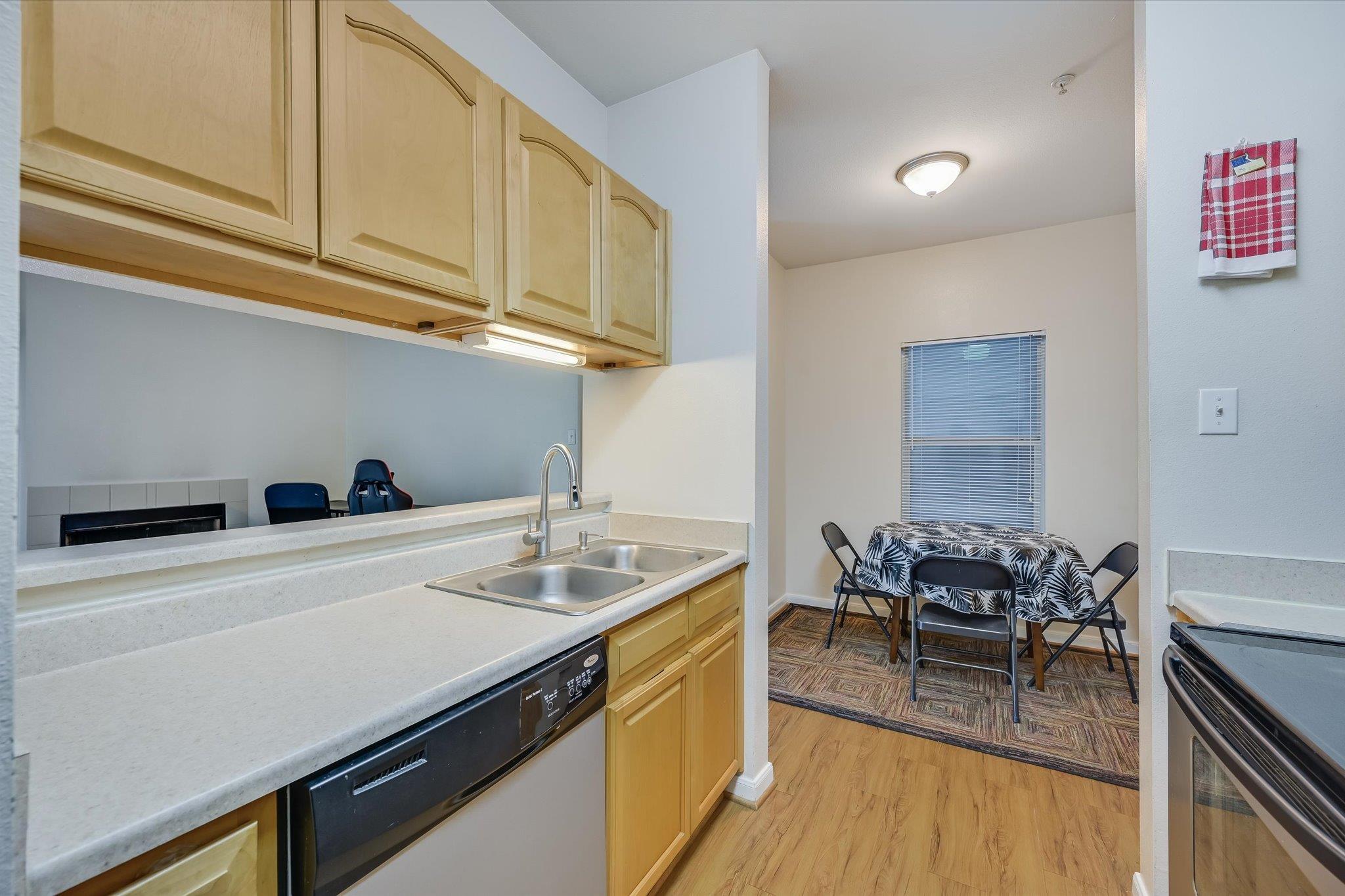 12166 Metric Blvd #257 Property Photo 7