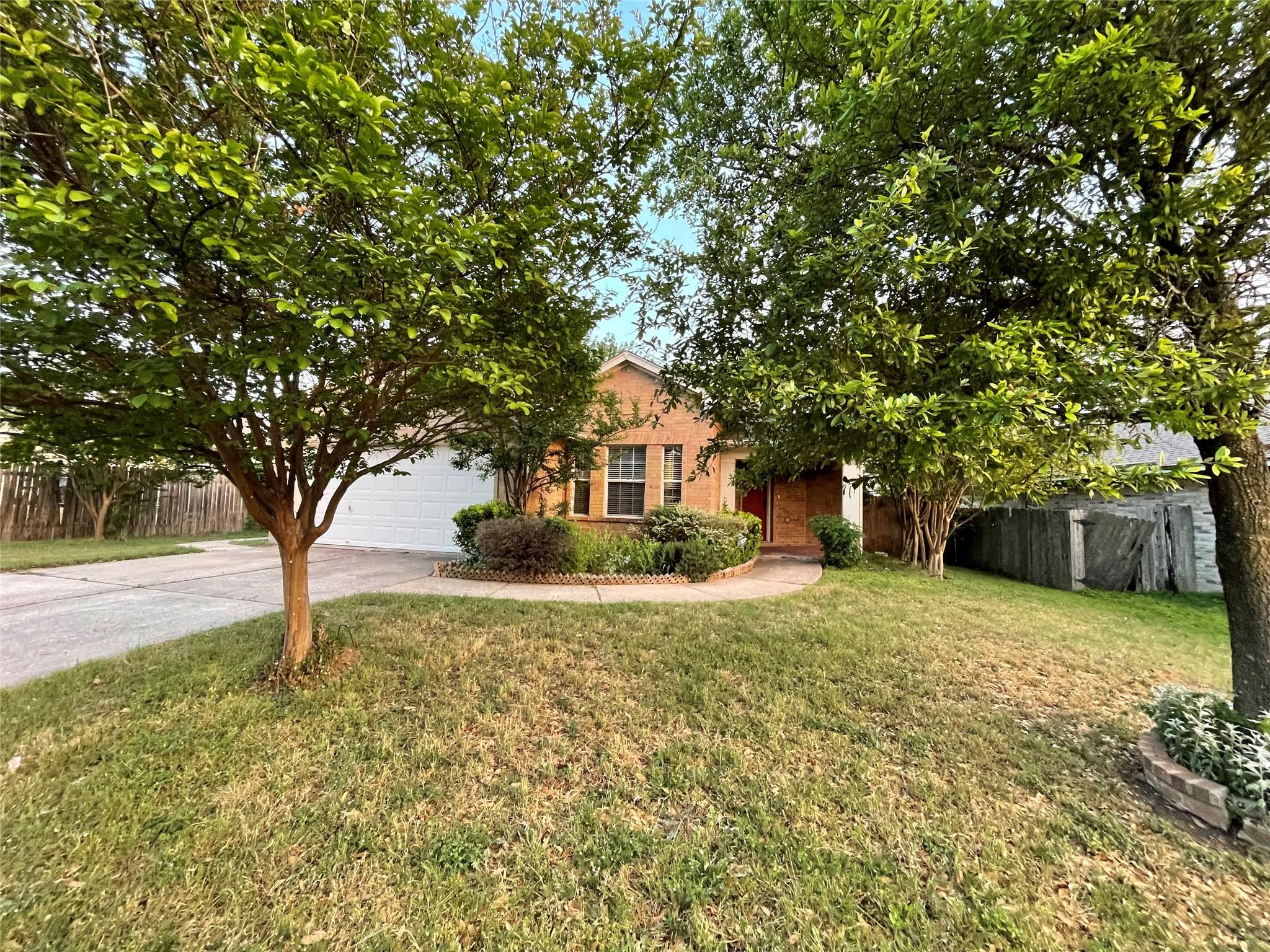 1709 Bush Coat Ln Property Photo