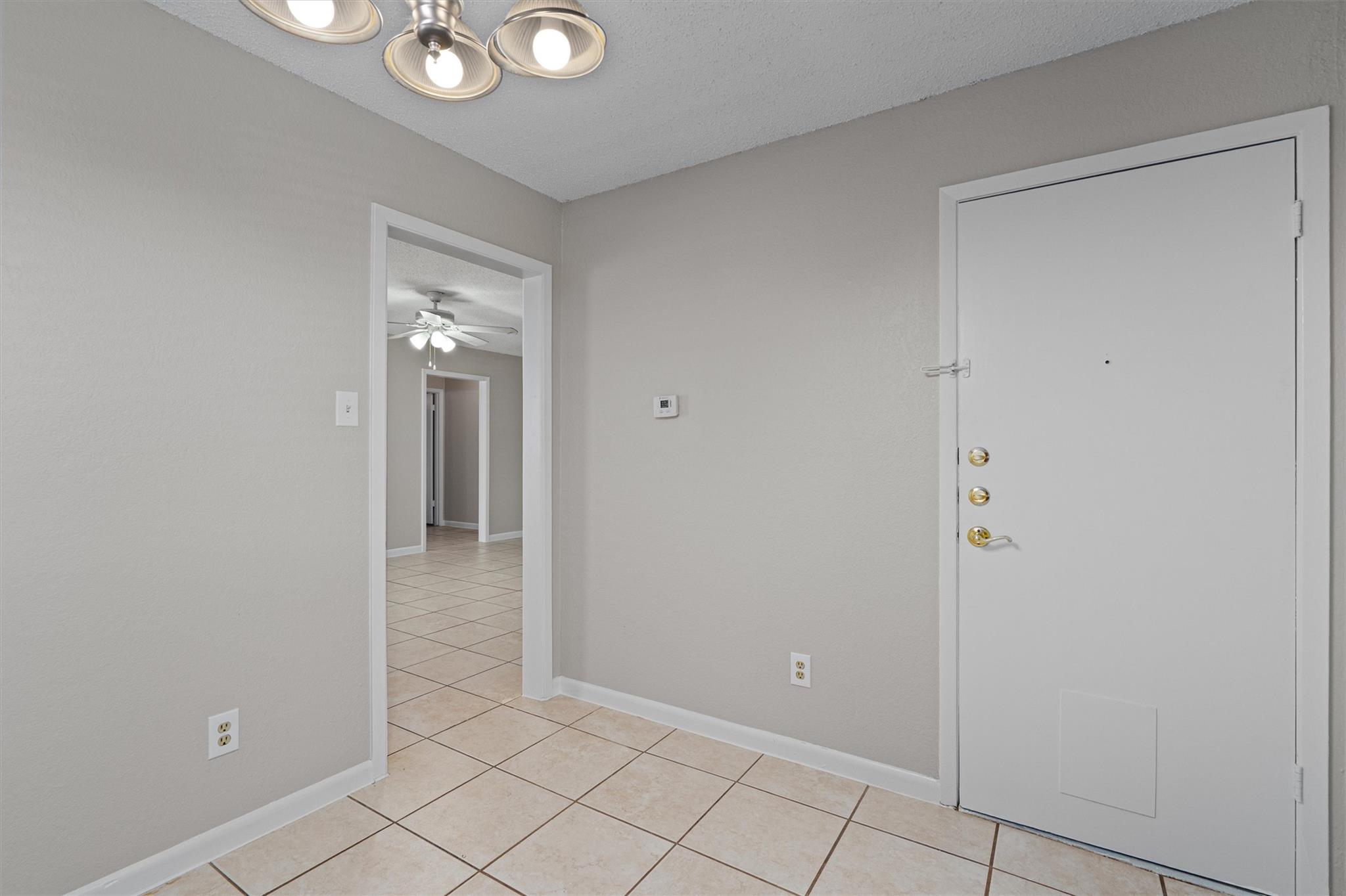 13357 Water Oak Ln #b Property Photo 7