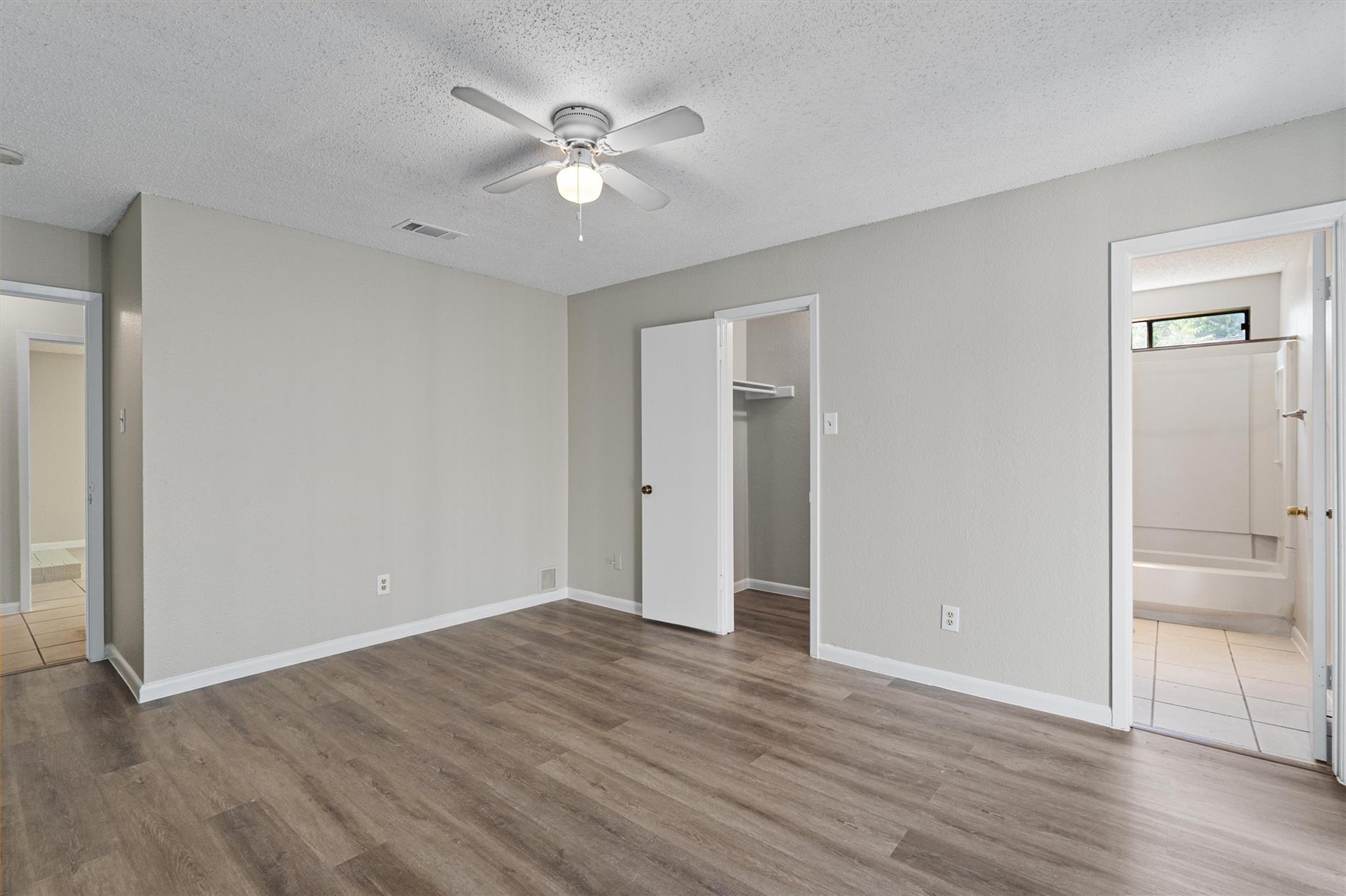 13357 Water Oak Ln #b Property Photo 14