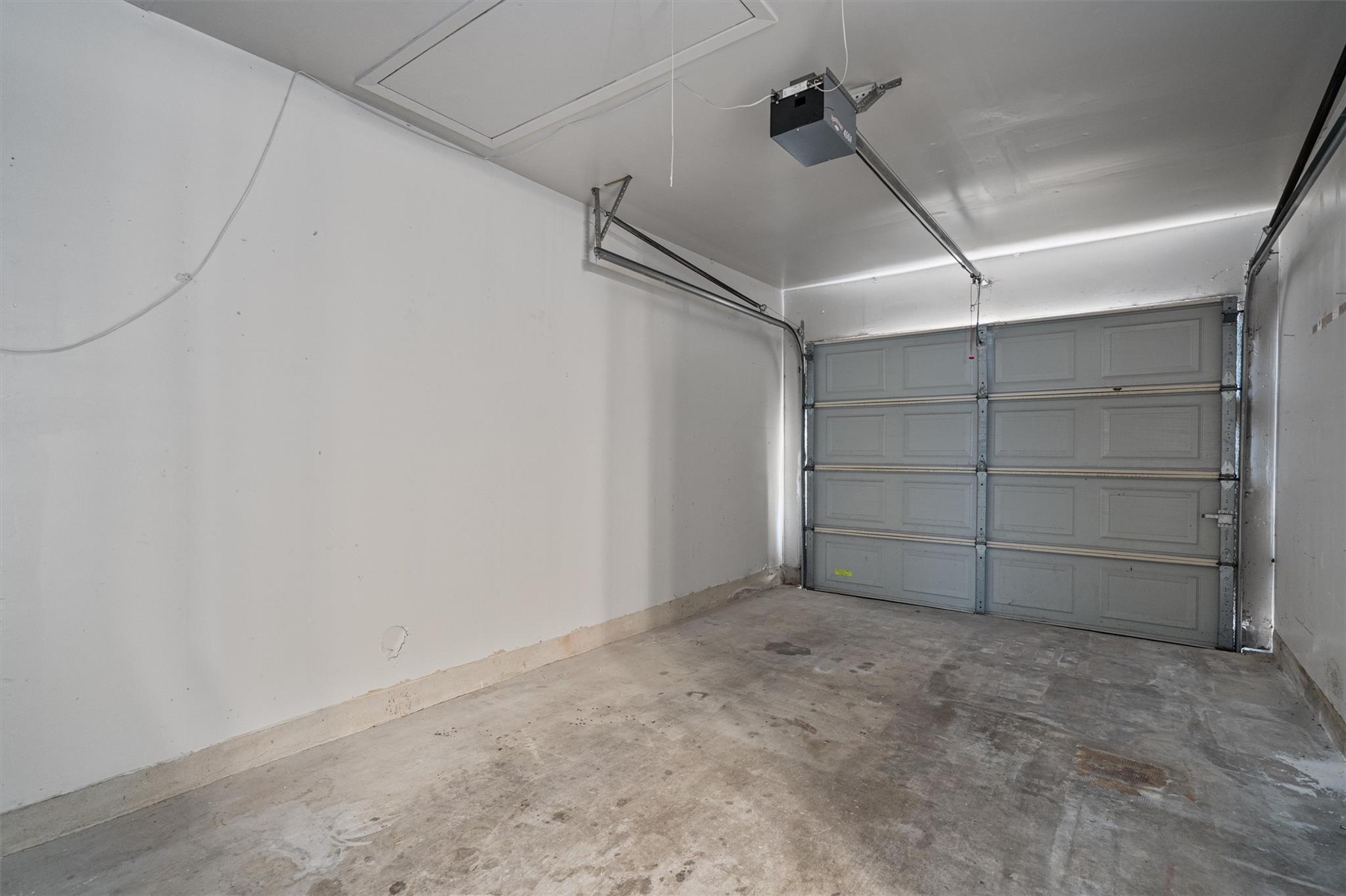 13357 Water Oak Ln #b Property Photo 21