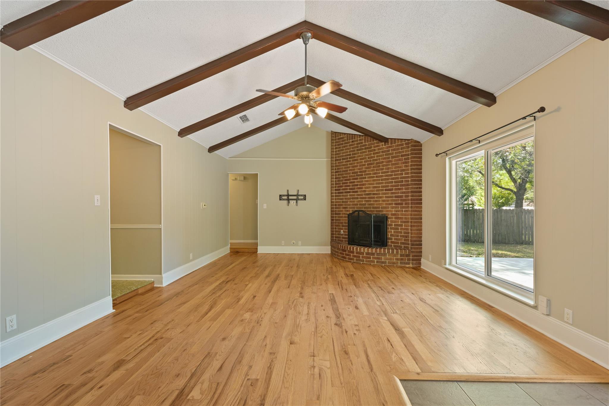 1703 Cannonwood Ln Property Photo 5