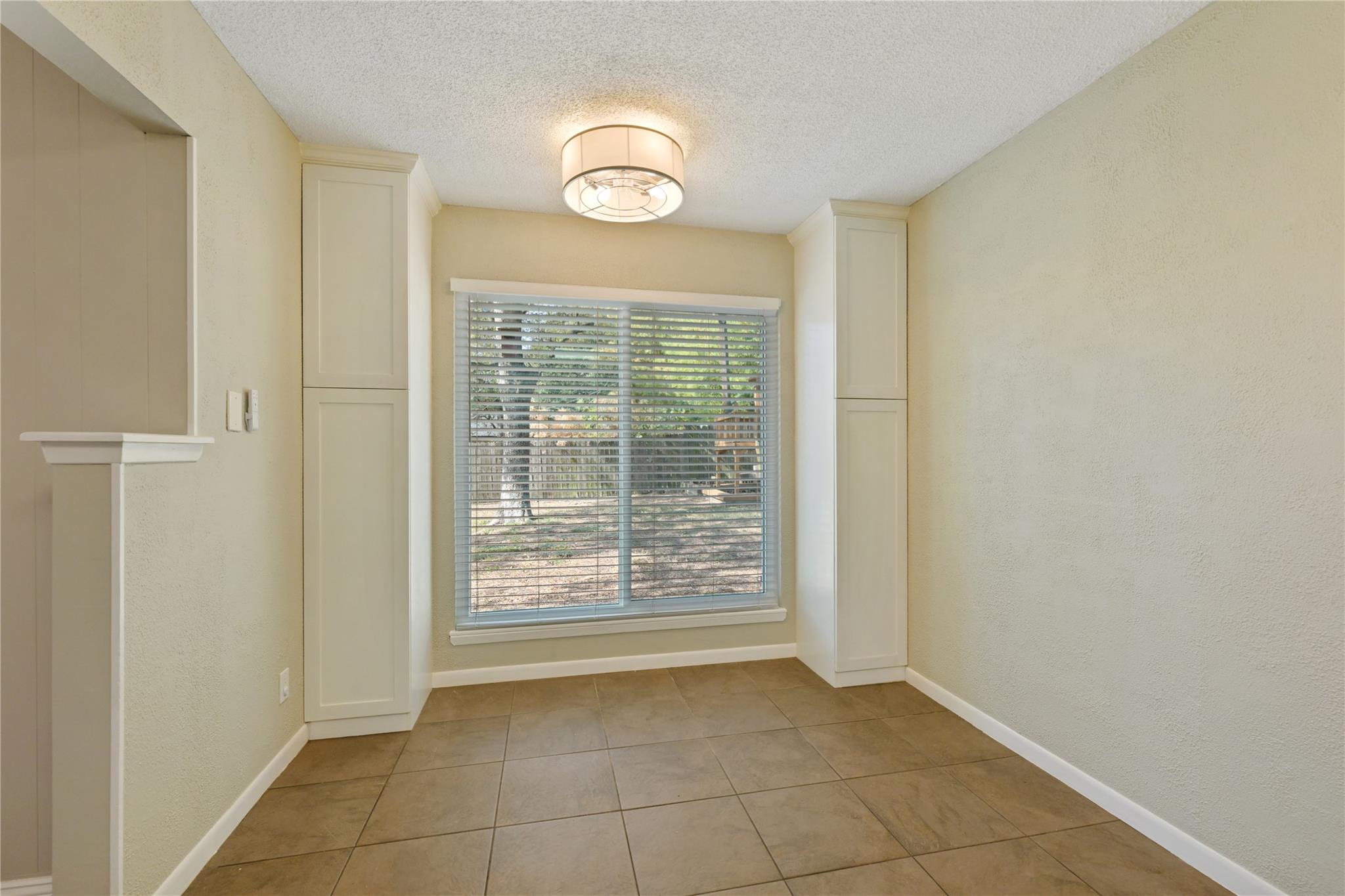 1703 Cannonwood Ln Property Photo 9