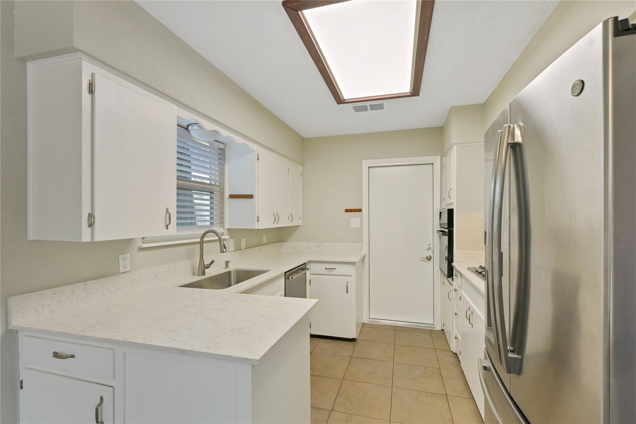 1703 Cannonwood Ln Property Photo 10