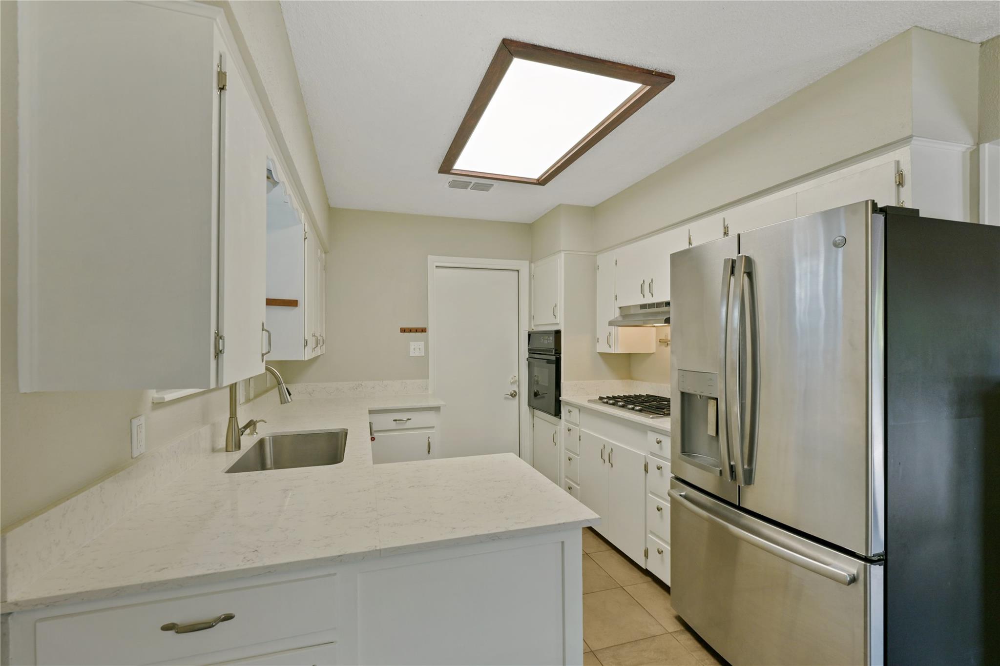 1703 Cannonwood Ln Property Photo 11