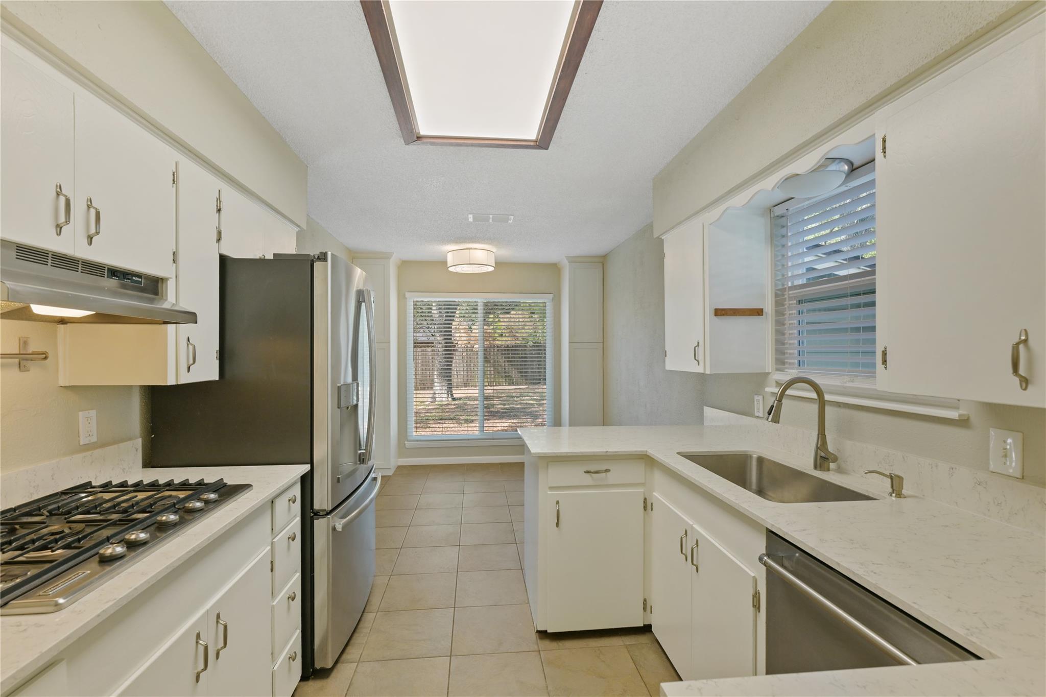 1703 Cannonwood Ln Property Photo 12