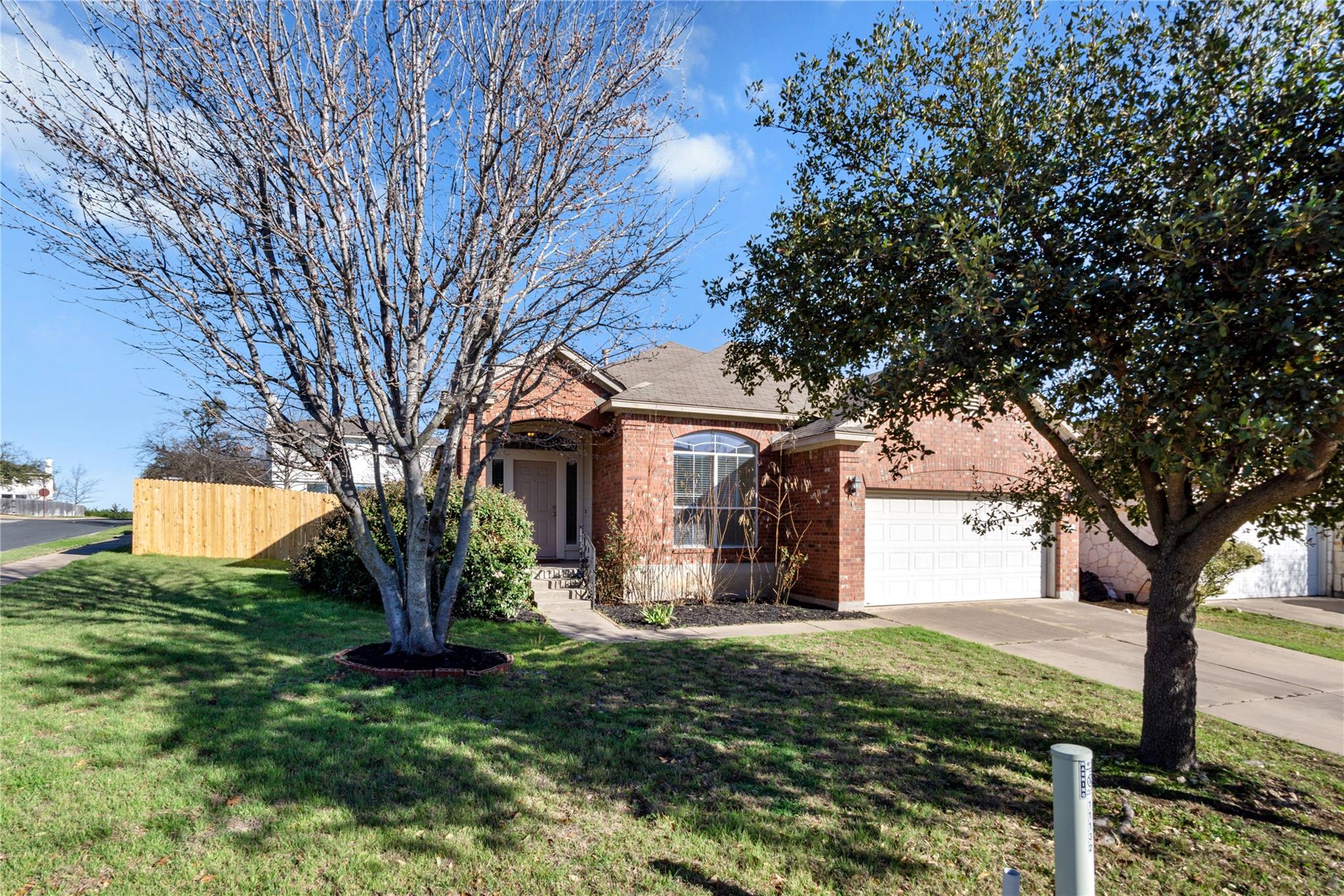 11132 Crazy Well Dr Property Photo 6