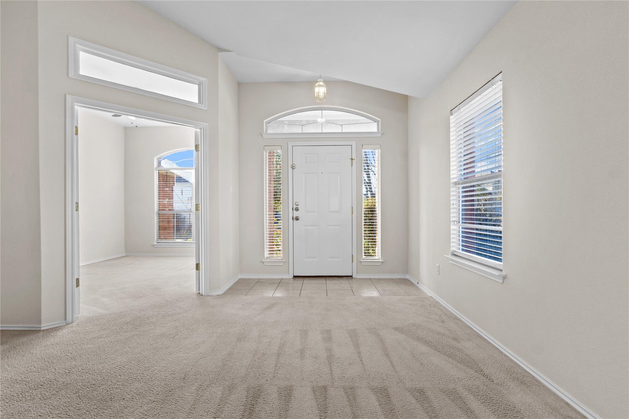 11132 Crazy Well Dr Property Photo 8