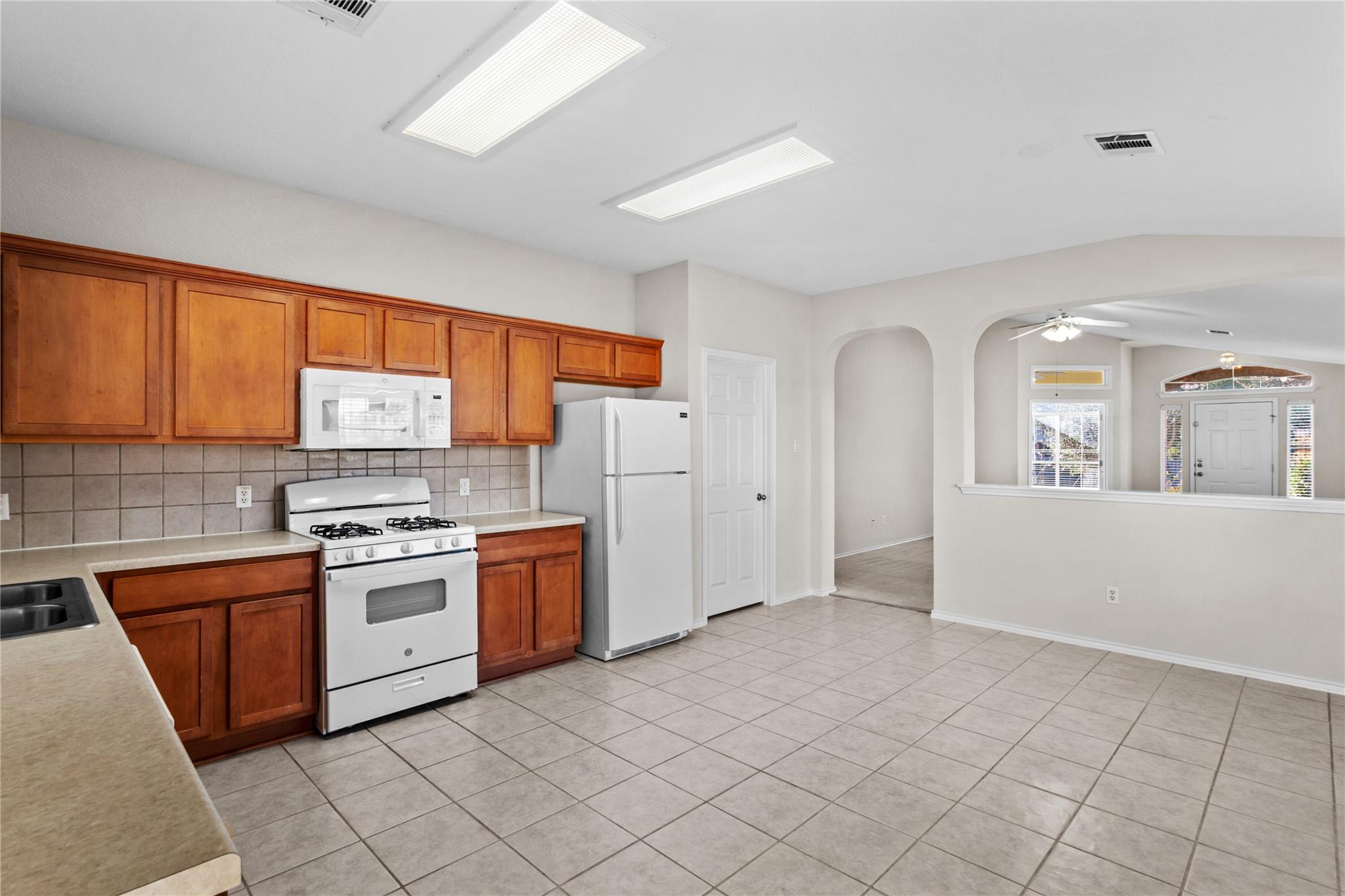 11132 Crazy Well Dr Property Photo 16