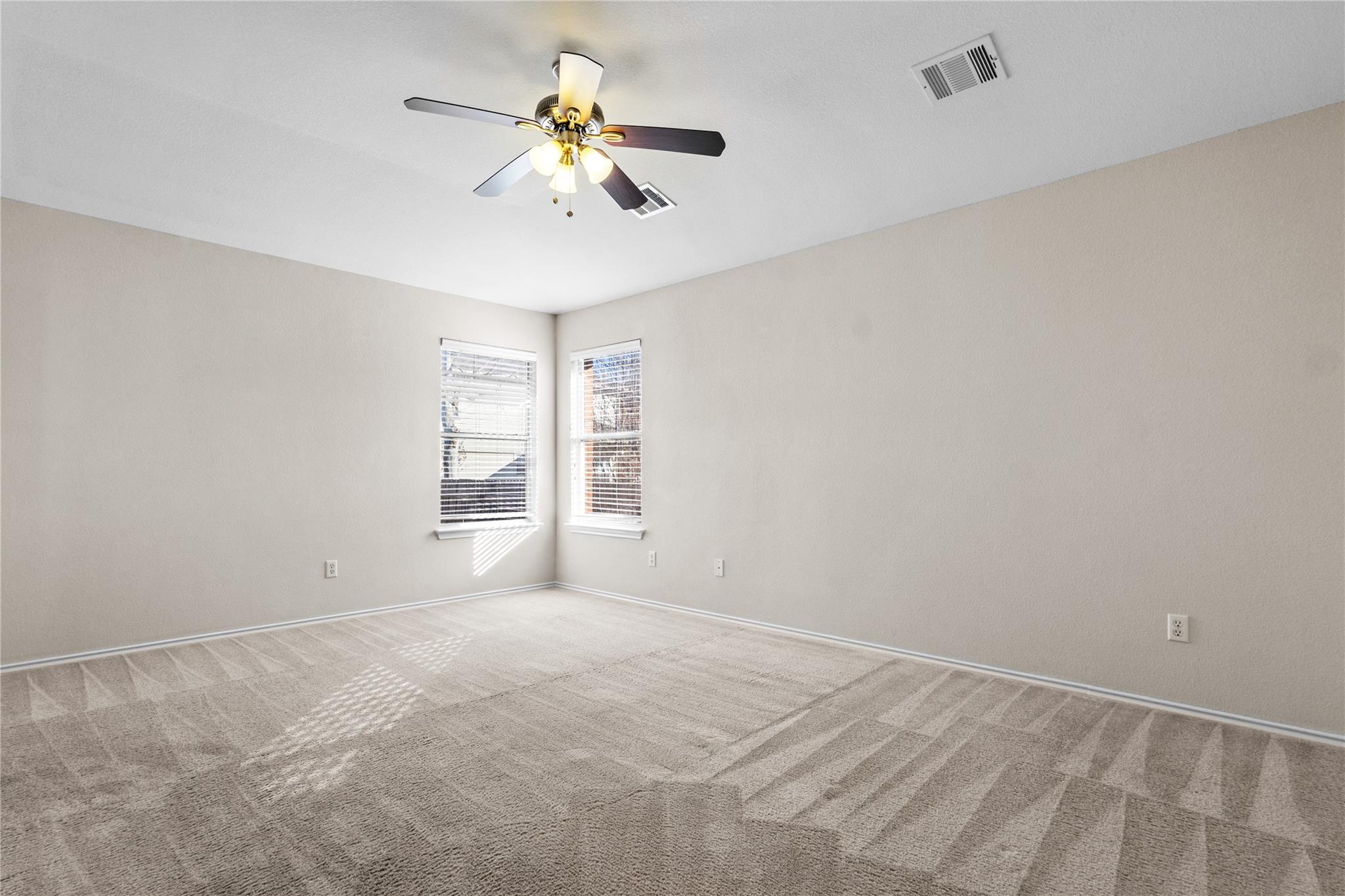11132 Crazy Well Dr Property Photo 25
