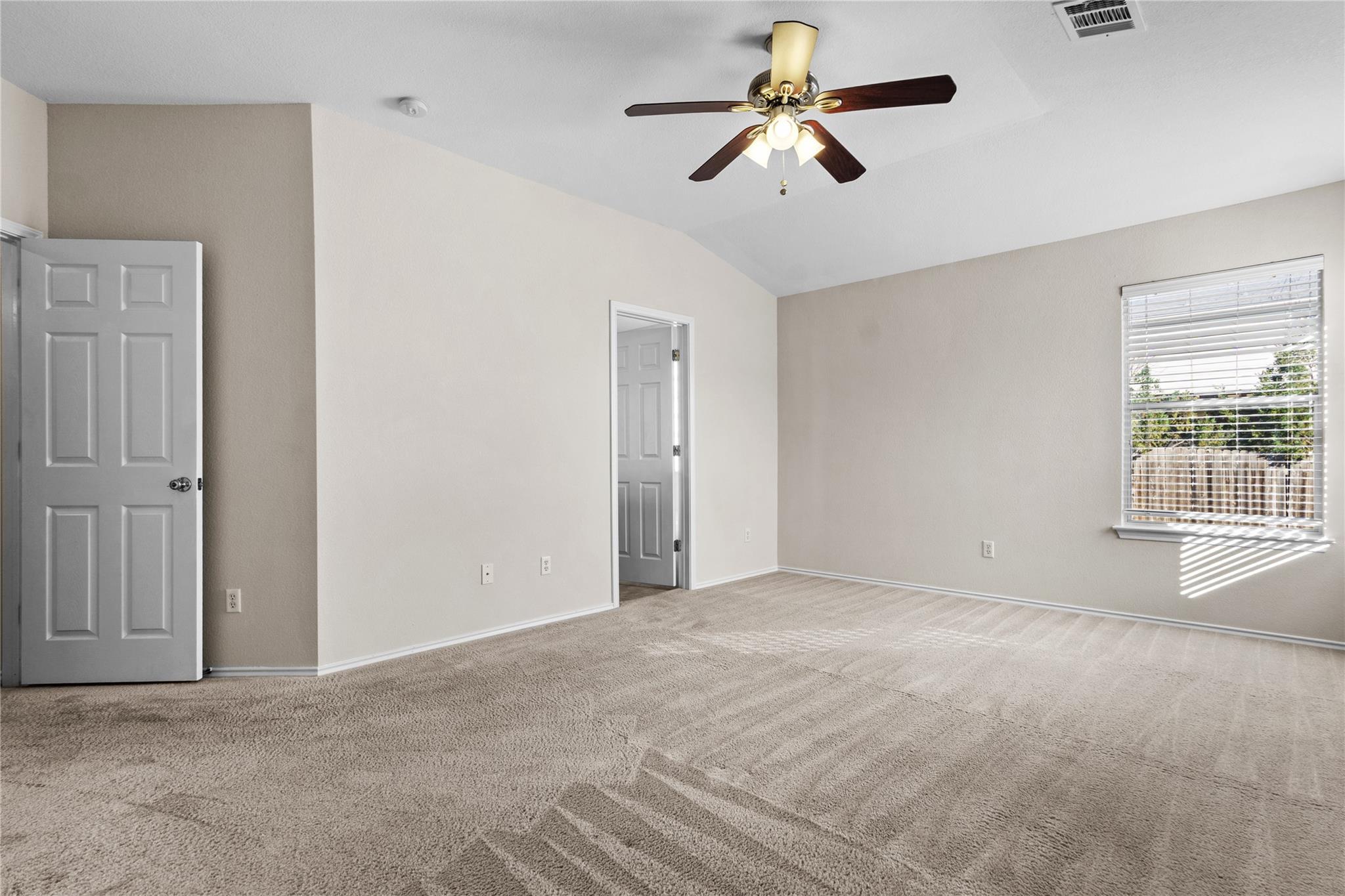 11132 Crazy Well Dr Property Photo 26