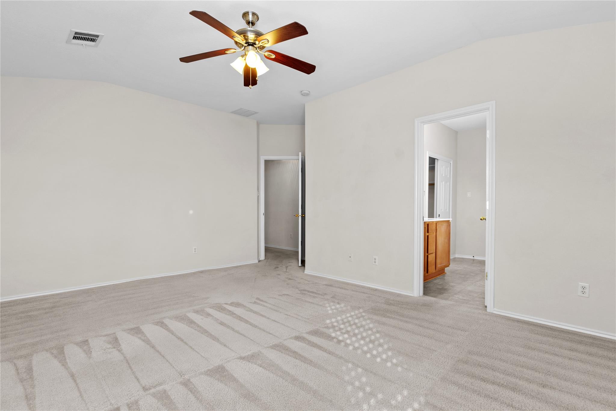11132 Crazy Well Dr Property Photo 27
