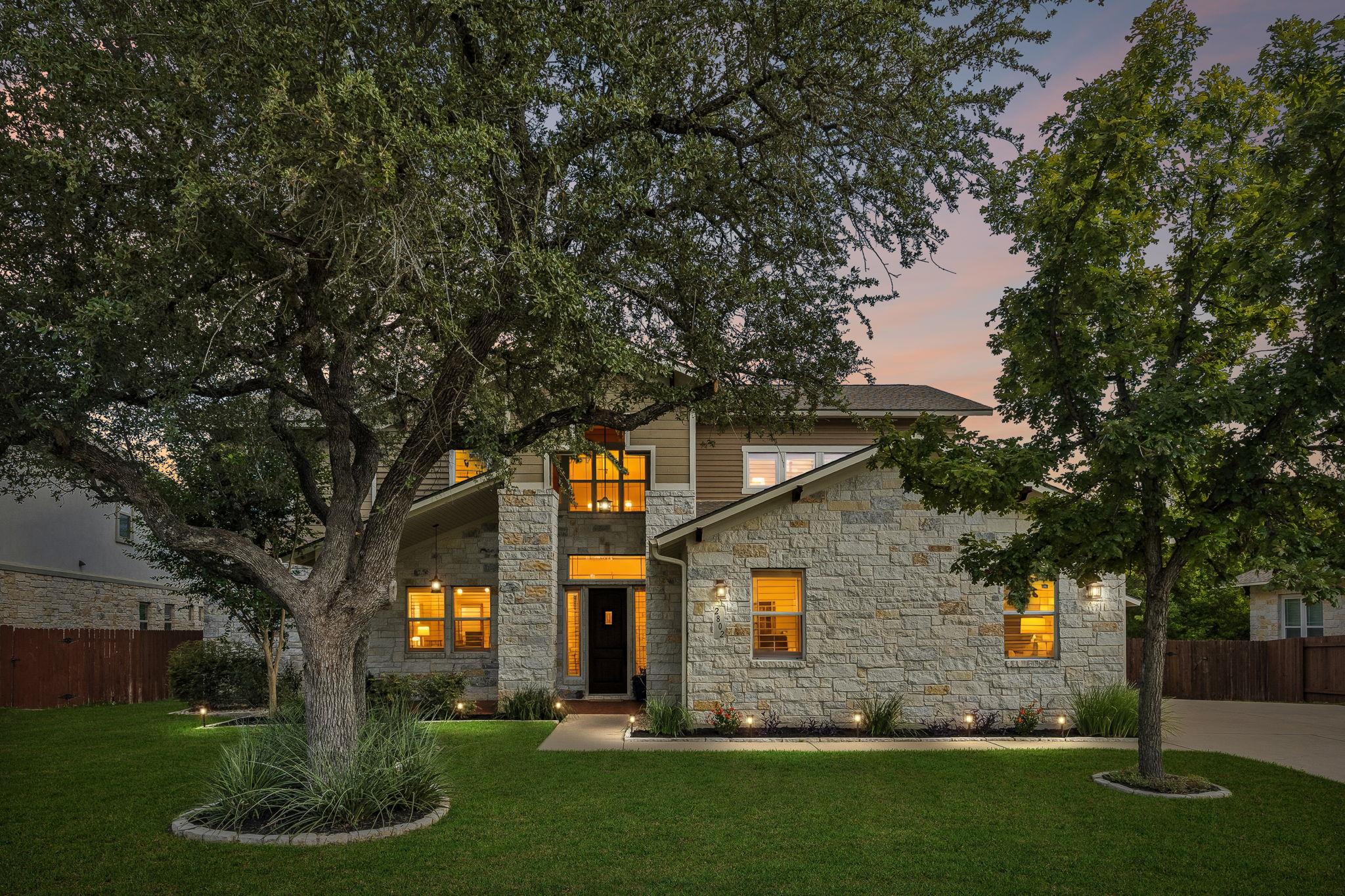 2802 Grand Oaks Loop Property Photo 1