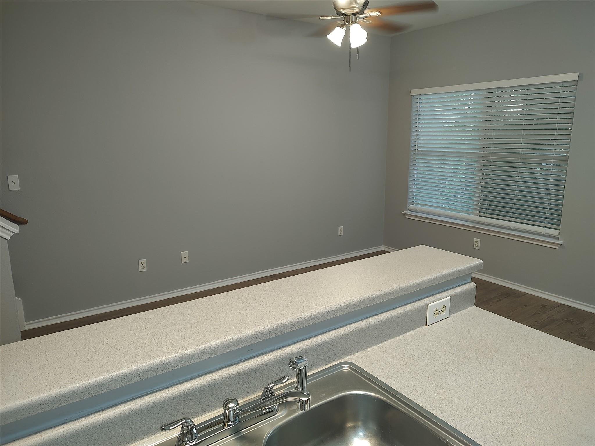 1619 Constantino Cir #b Property Photo 4