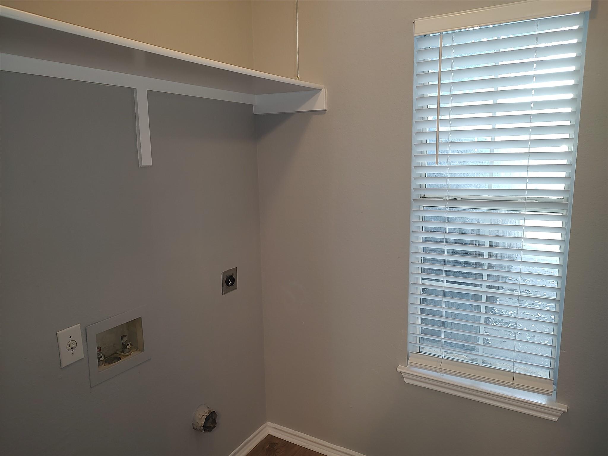 1619 Constantino Cir #b Property Photo 7