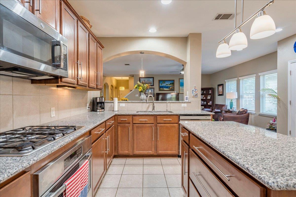 172 Mistflower Ln Property Photo 11