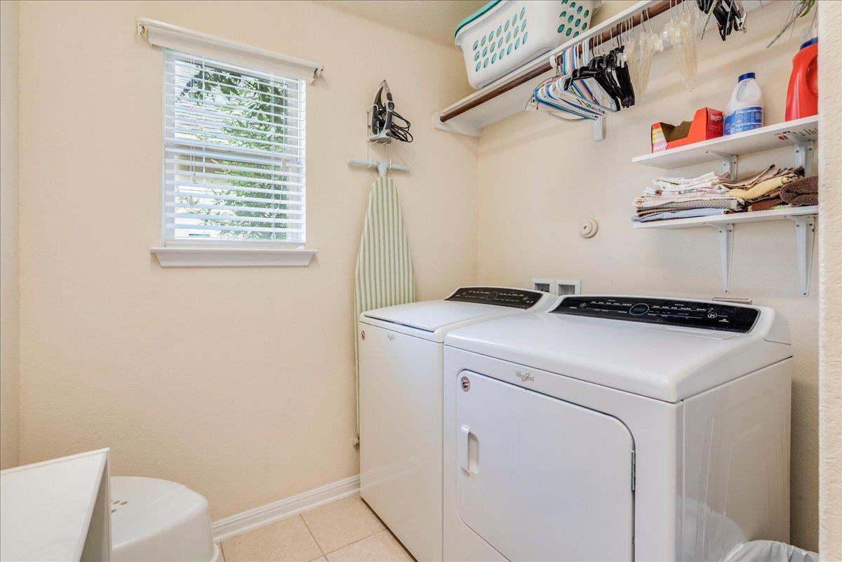 172 Mistflower Ln Property Photo 27
