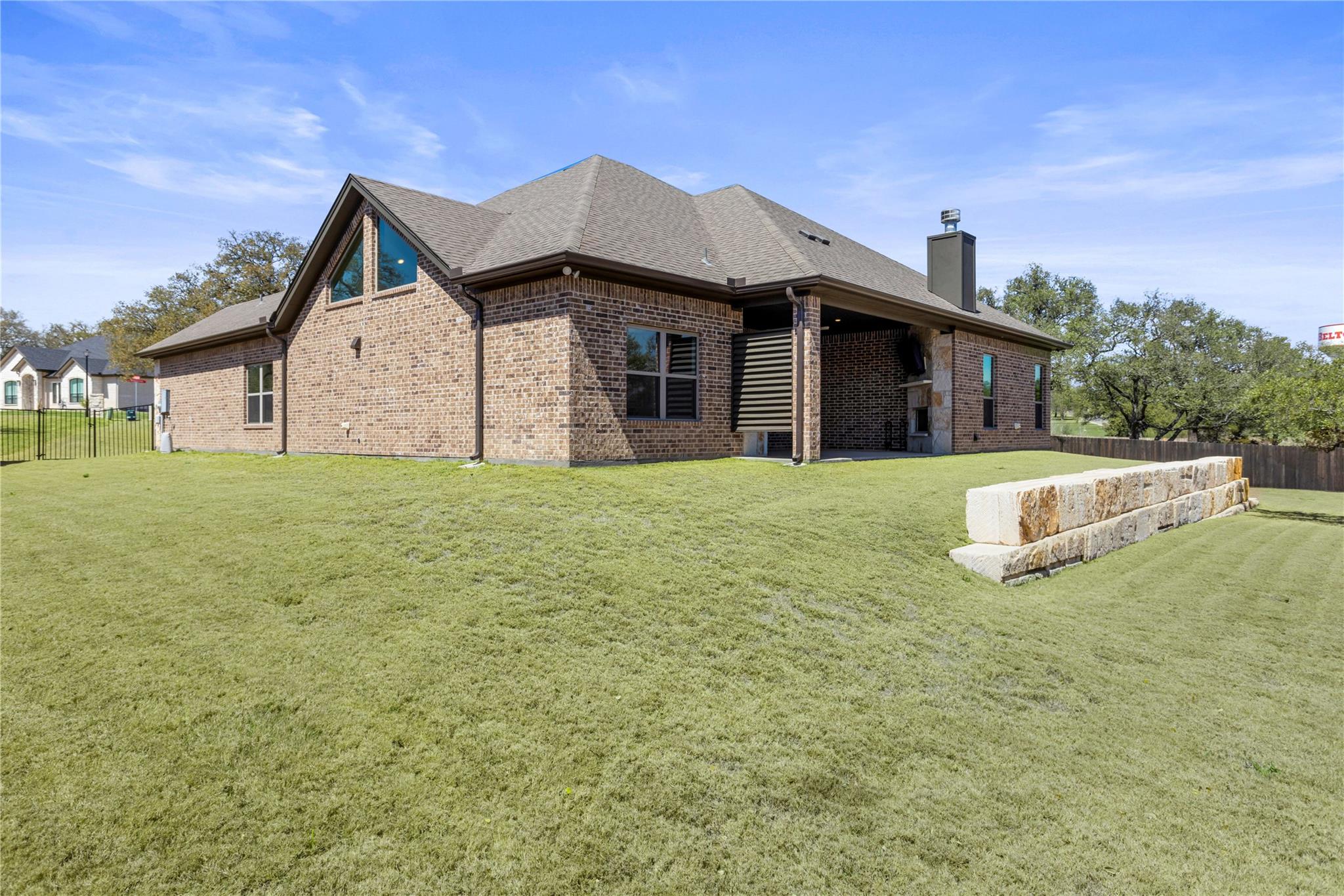 3208 Waggoner Dr Property Photo 8