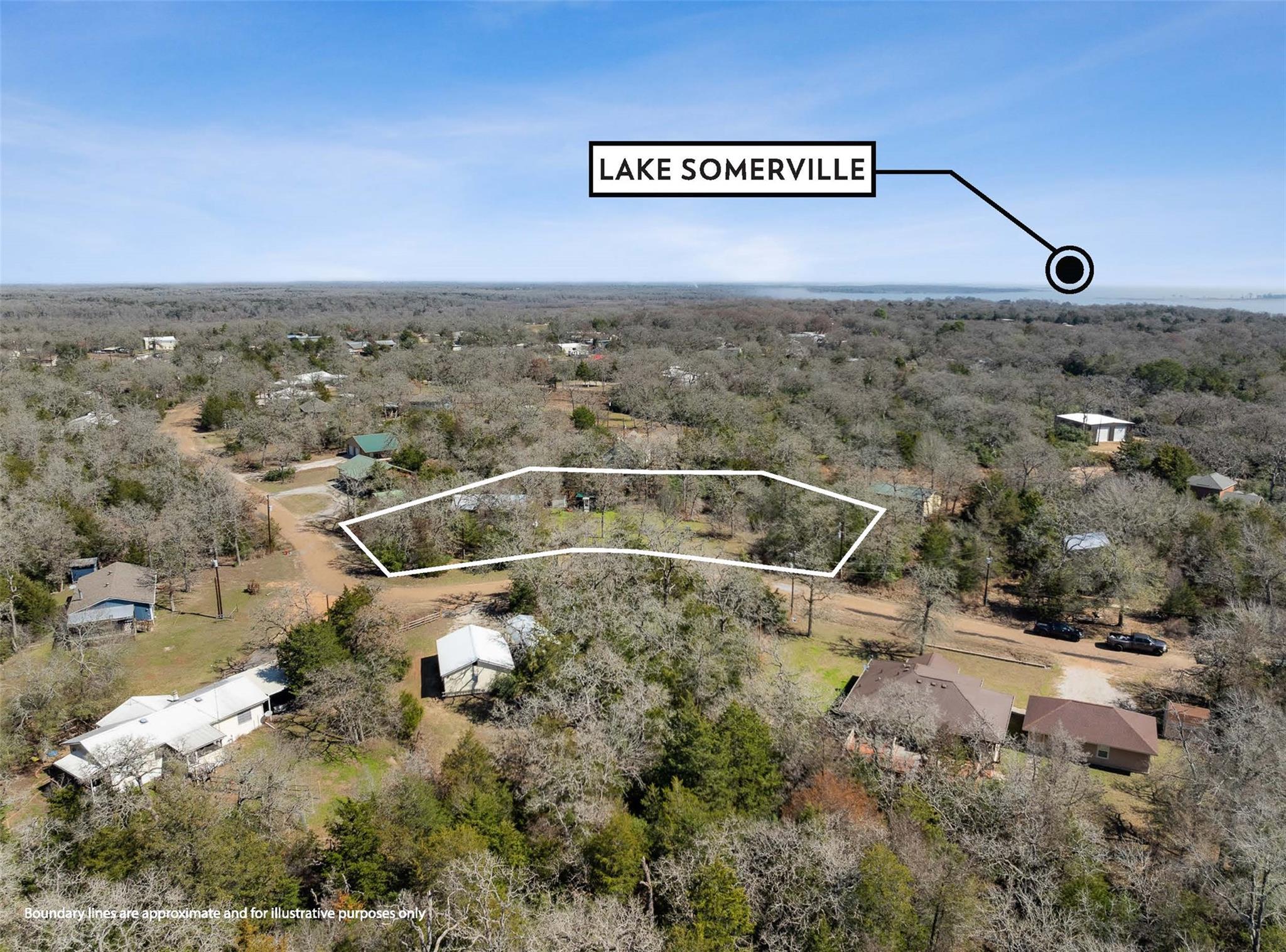 316 Woodvine Ln Property Photo 2