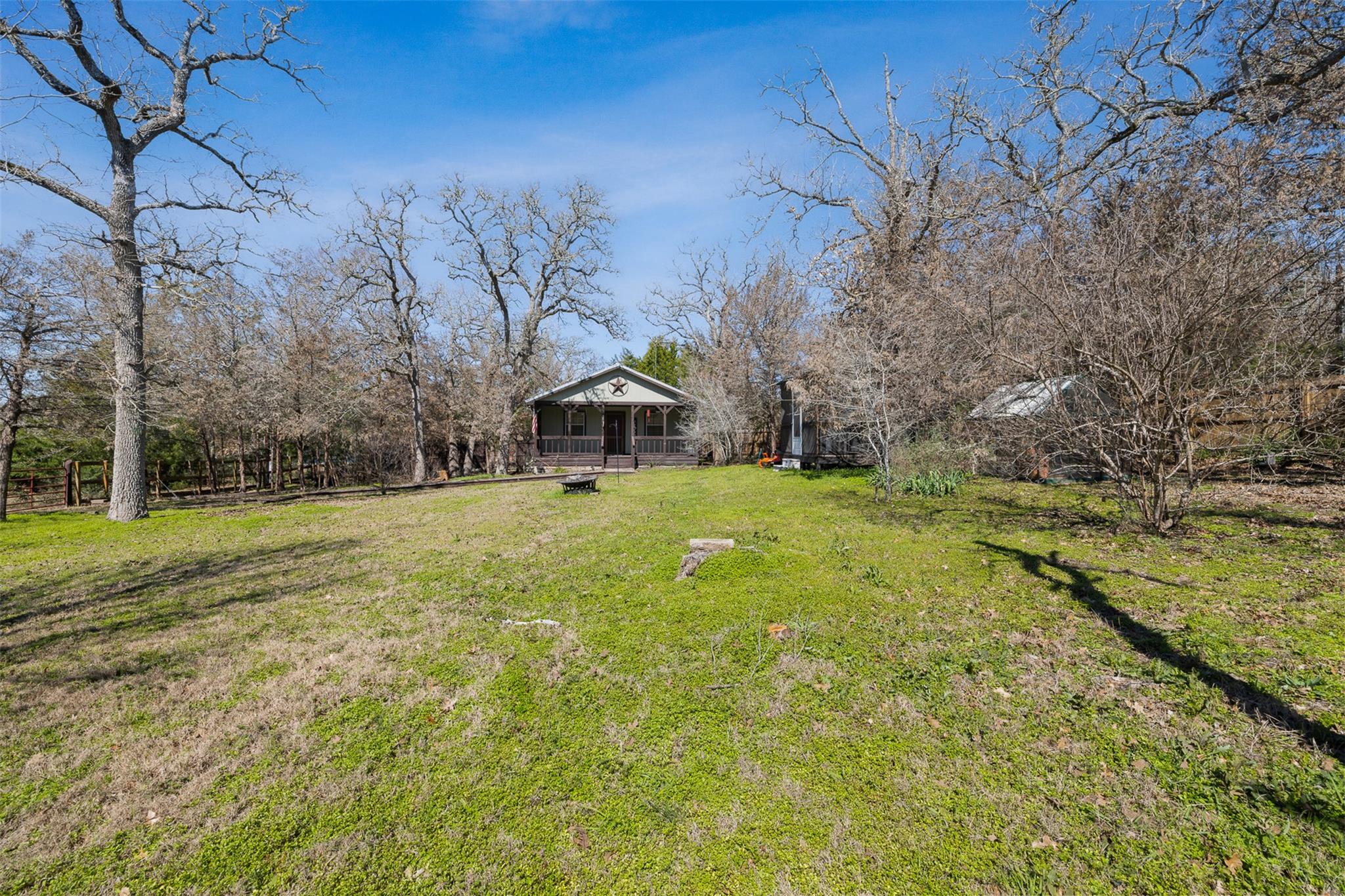 316 Woodvine Ln Property Photo 22