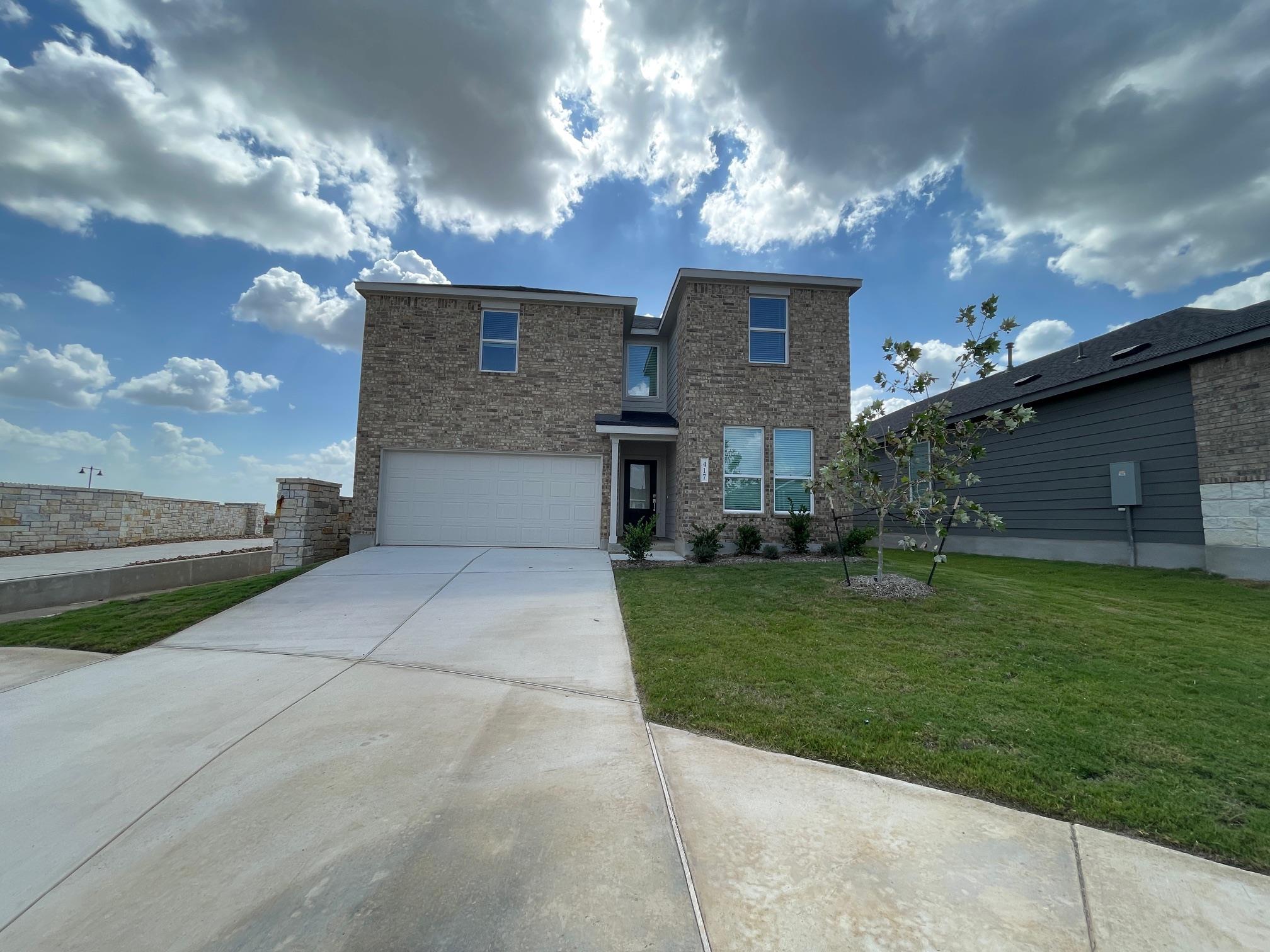 417 Sormonne Loop Property Photo 1