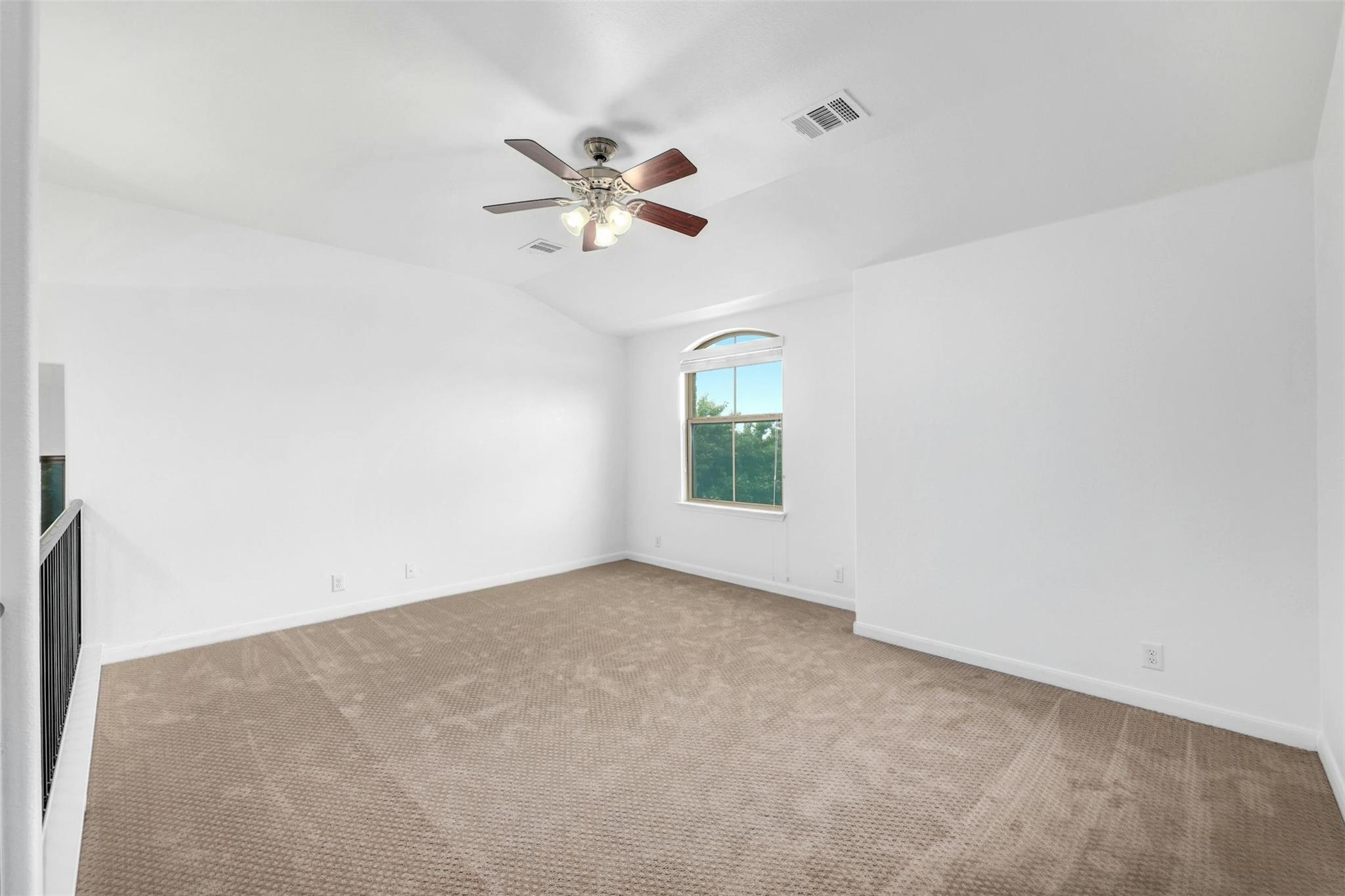 1204 April Meadows Loop Property Photo 11