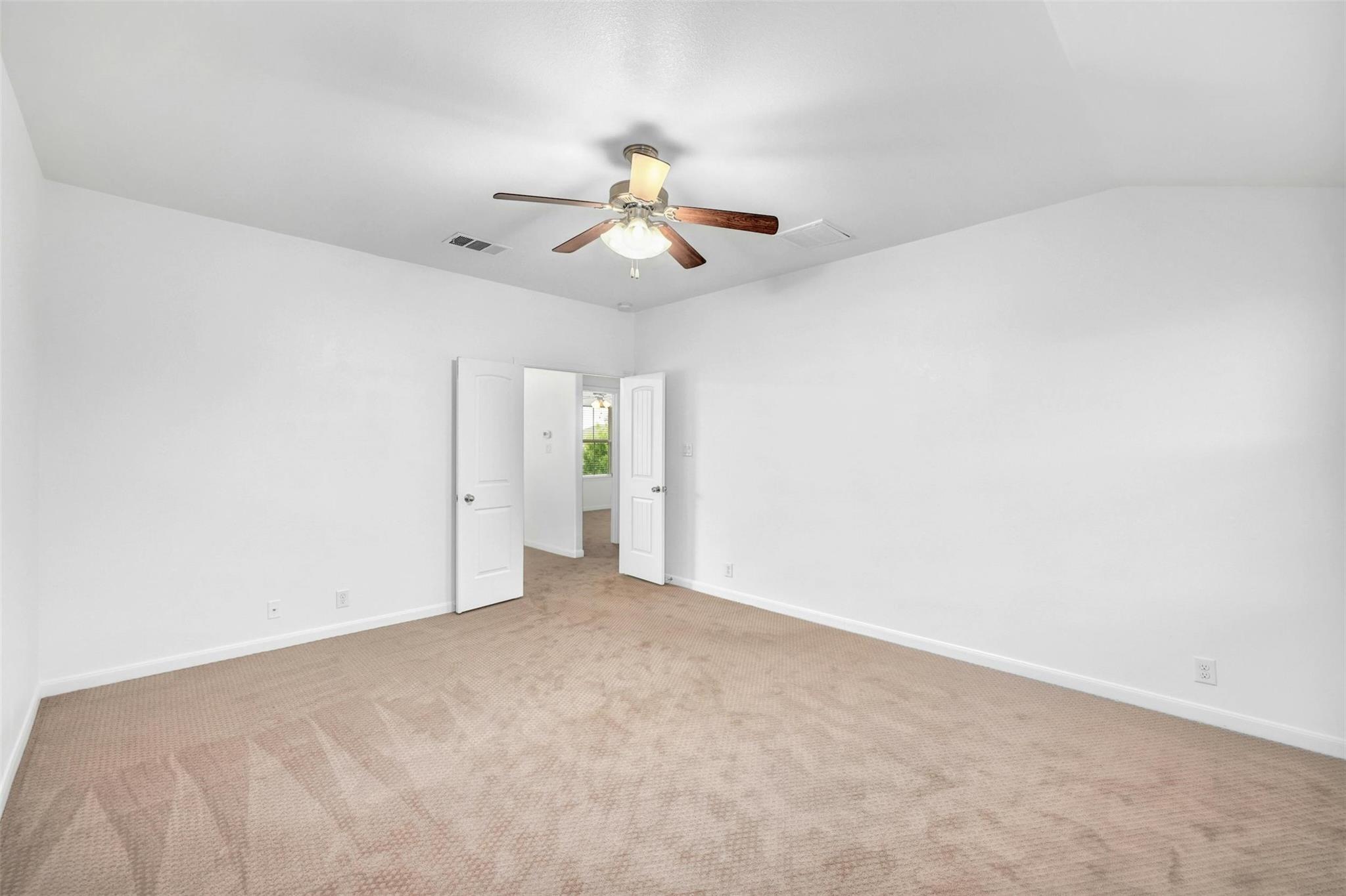 1204 April Meadows Loop Property Photo 13