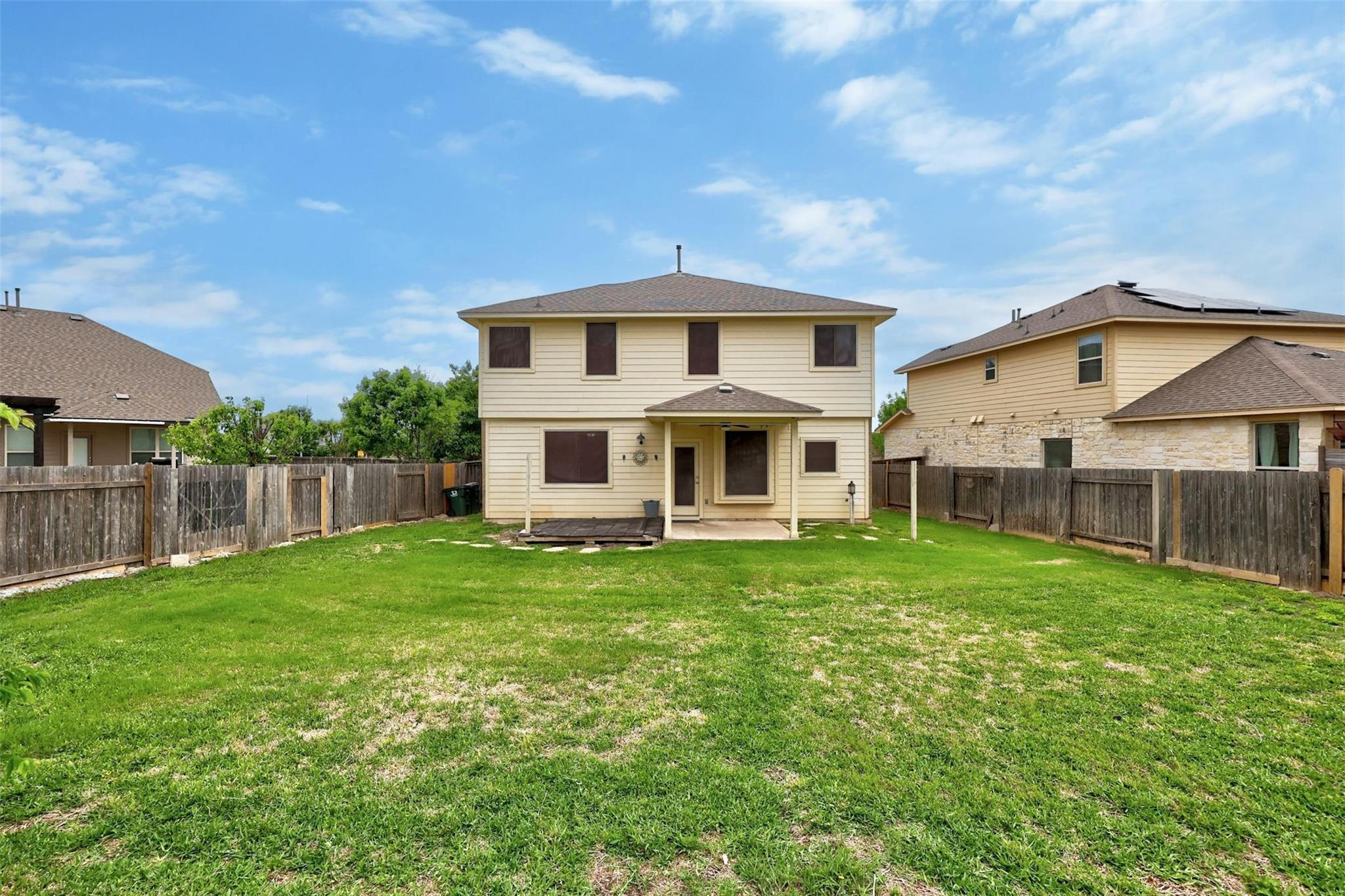 1204 April Meadows Loop Property Photo 22