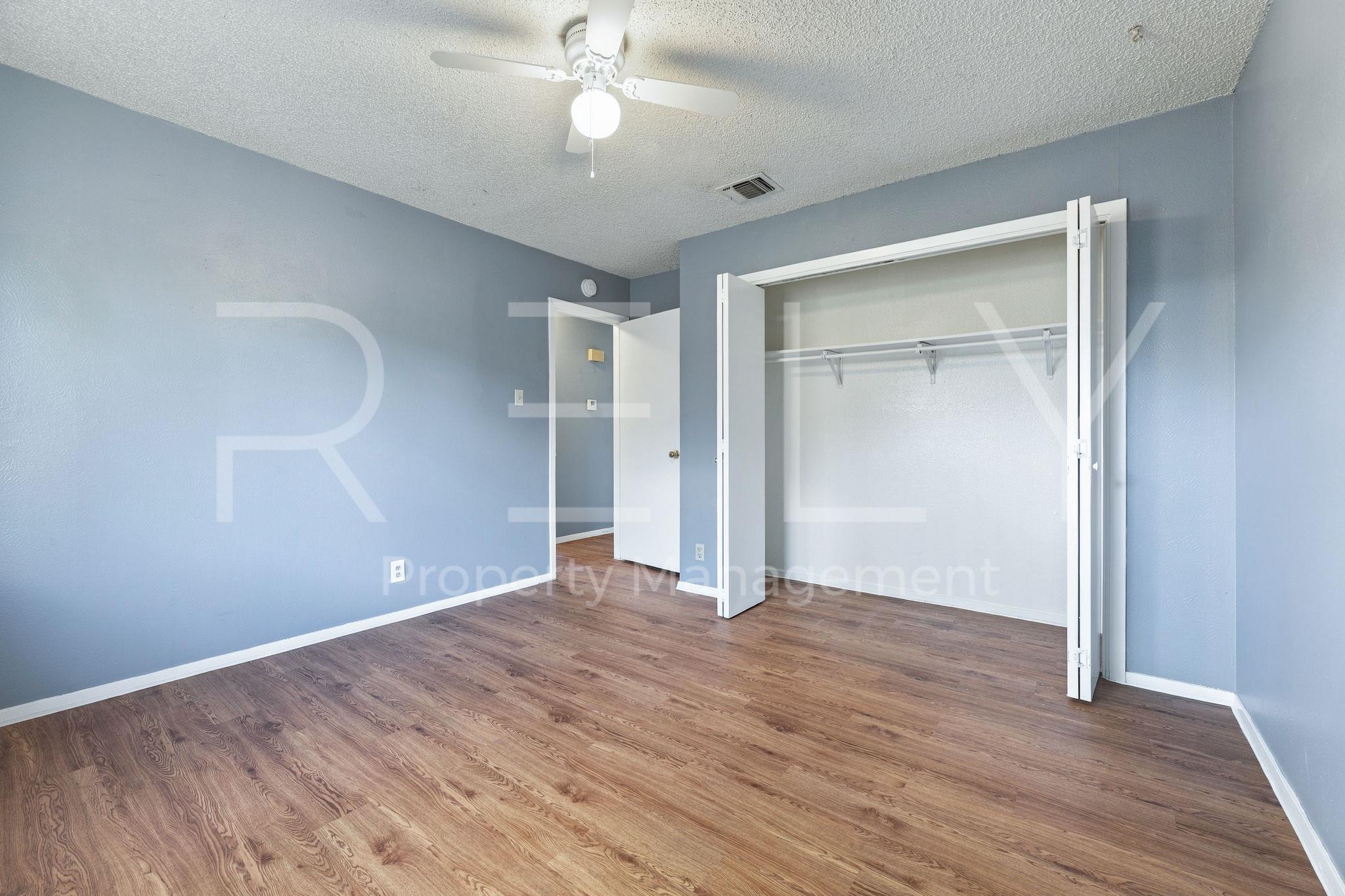 409 E Janis Dr #b Property Photo 17