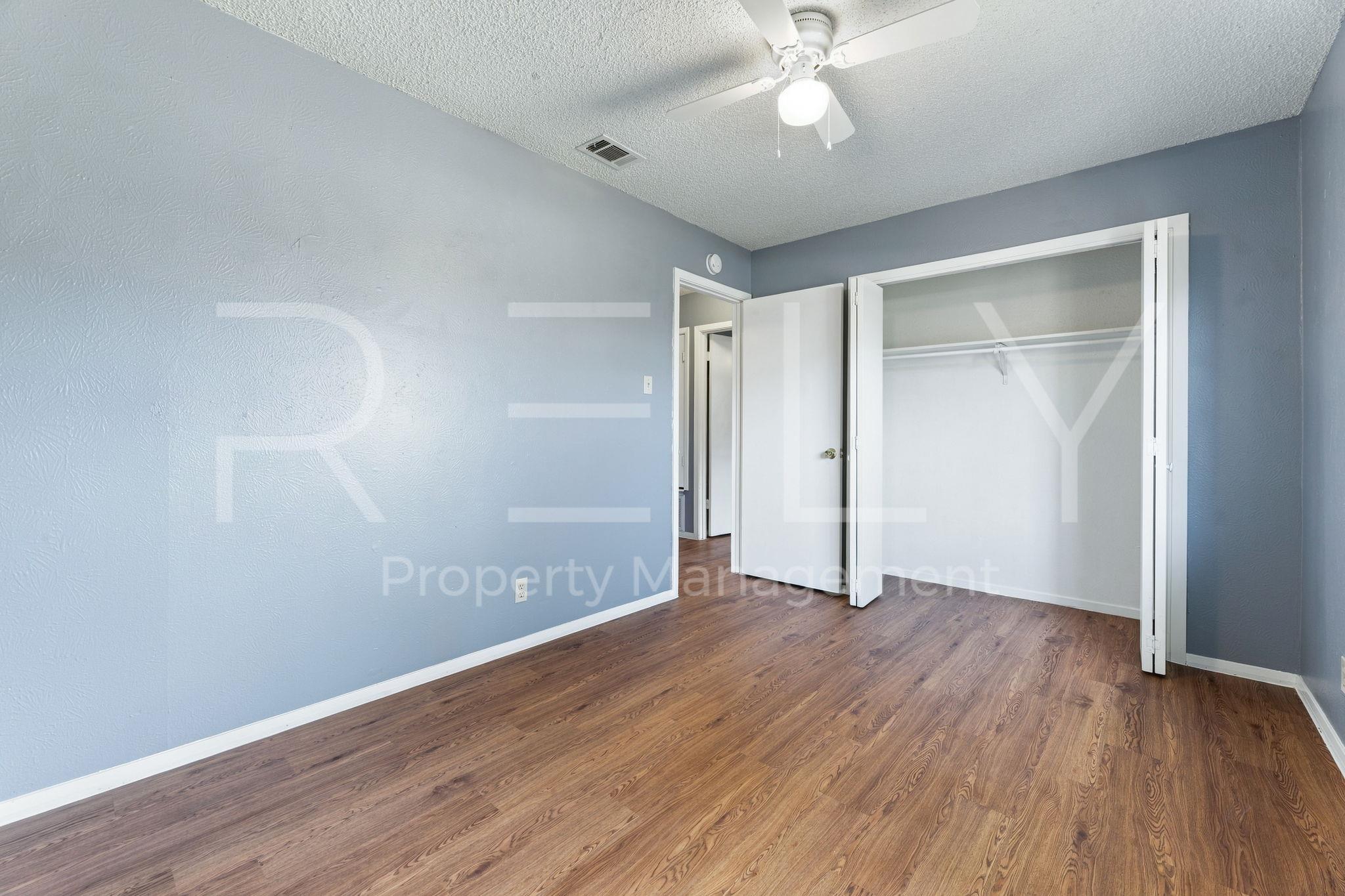 409 E Janis Dr #b Property Photo 20