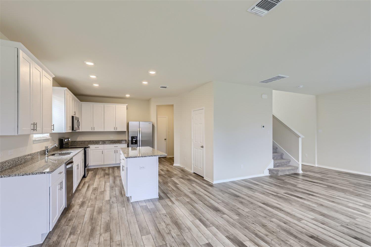 74 Pacific Loon St Property Photo 2
