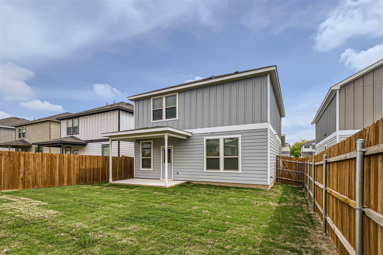 74 Pacific Loon St Property Photo 11