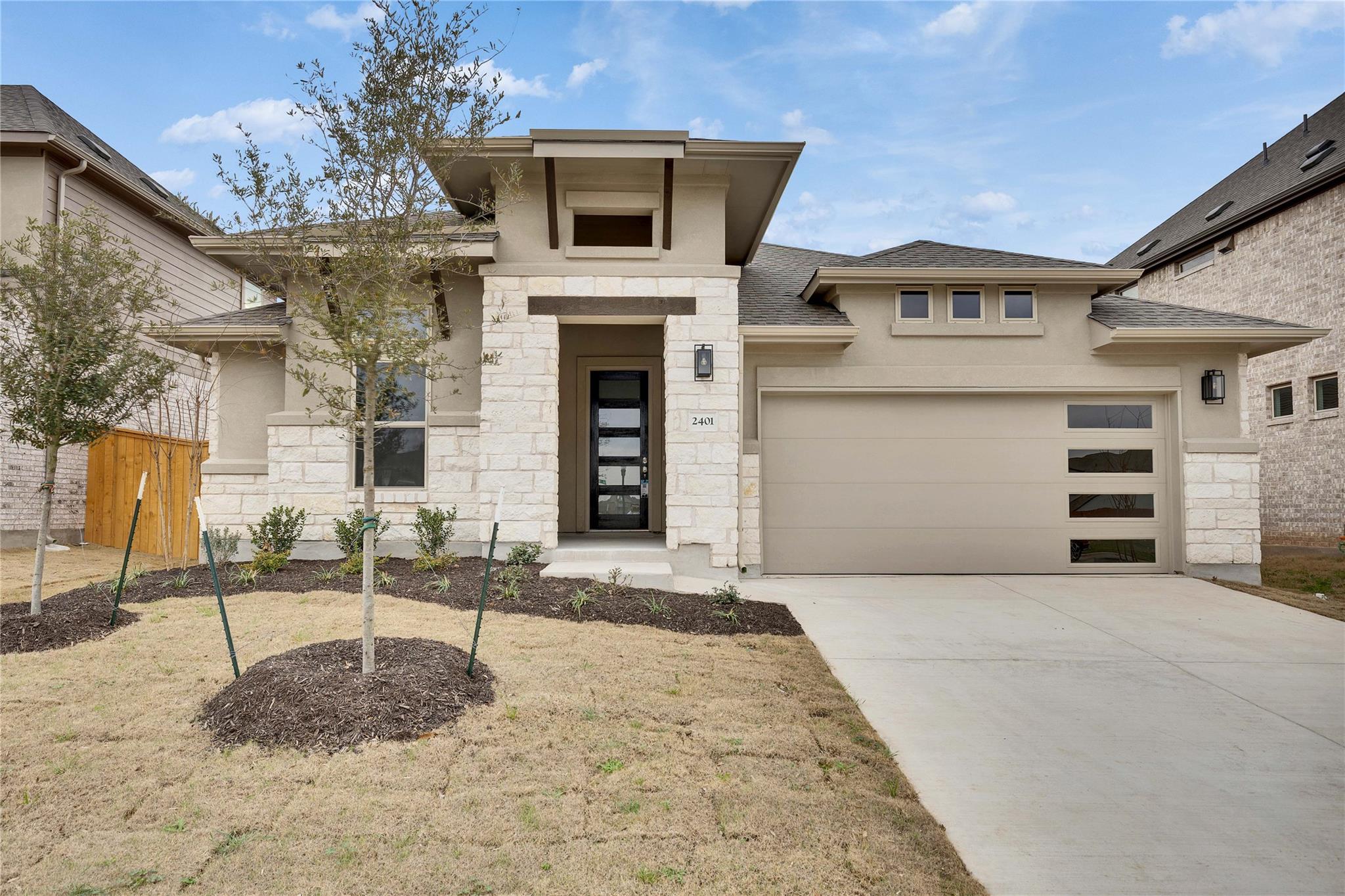 2401 Wooded Run Trl Property Photo 1