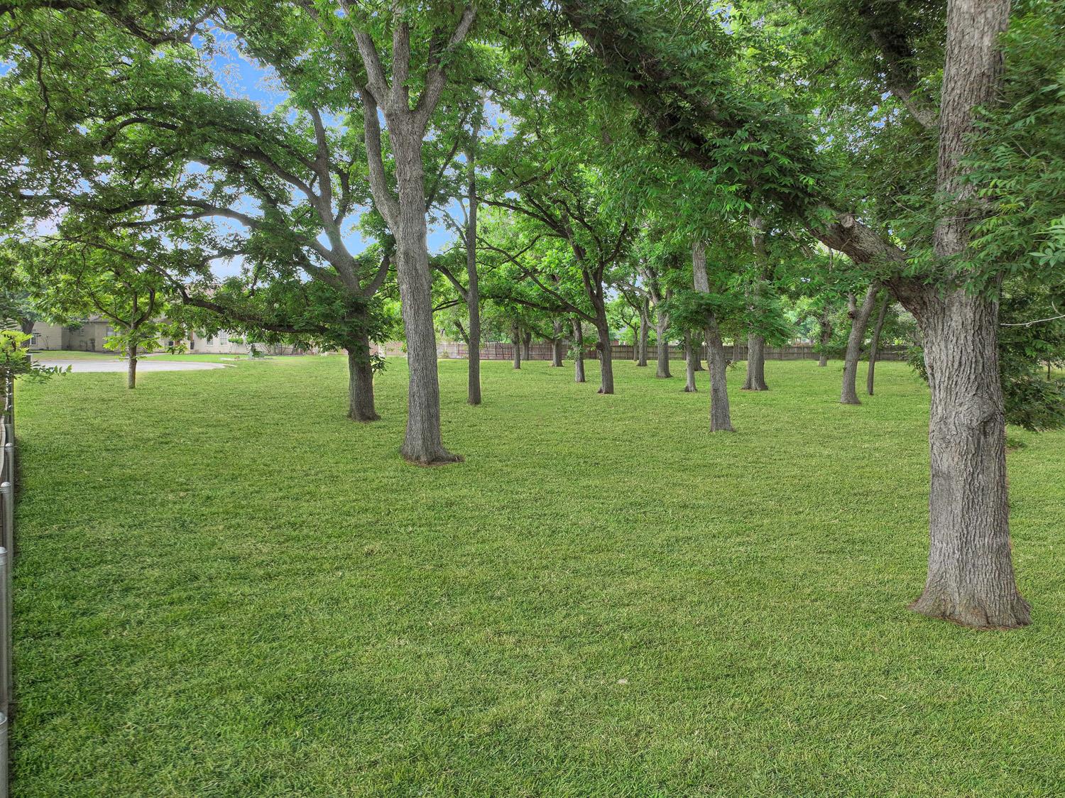127 Milagros None Property Photo 9