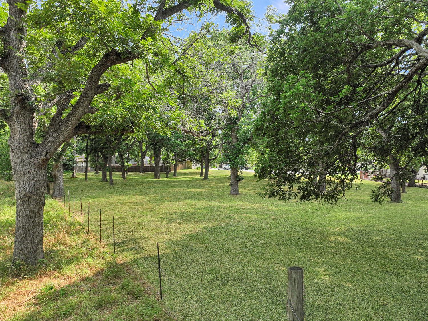 127 Milagros None Property Photo 10