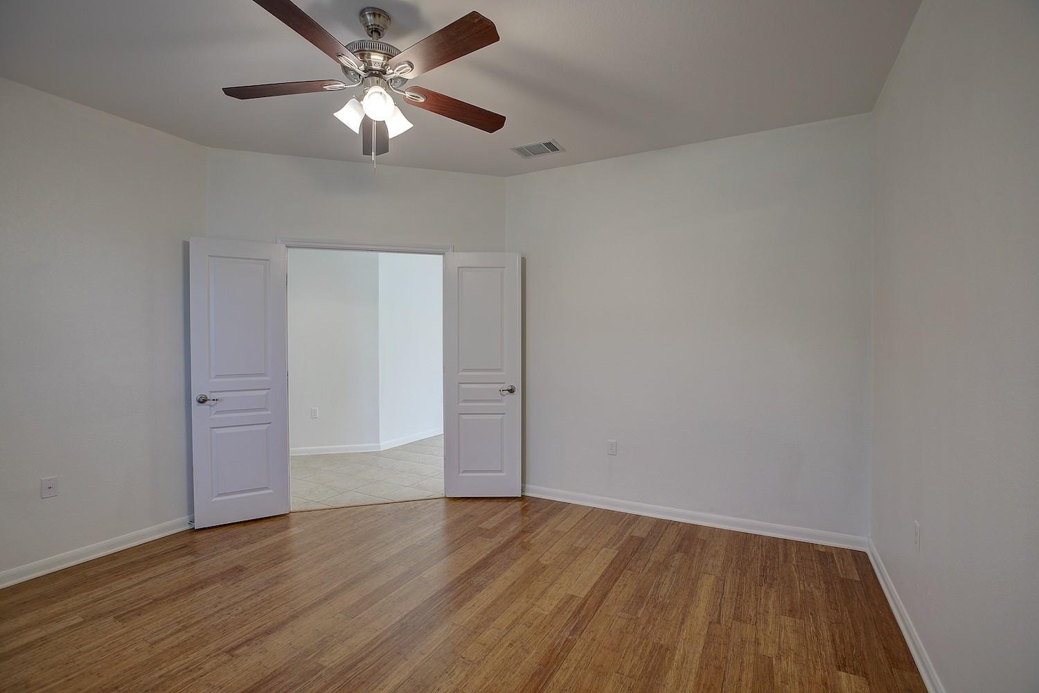 207 Monarch Trl Property Photo 15