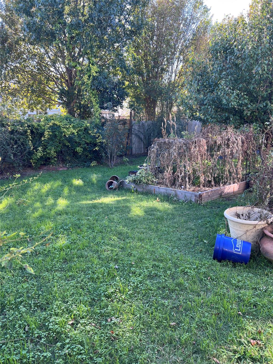 2406 Love Rd Property Photo 3