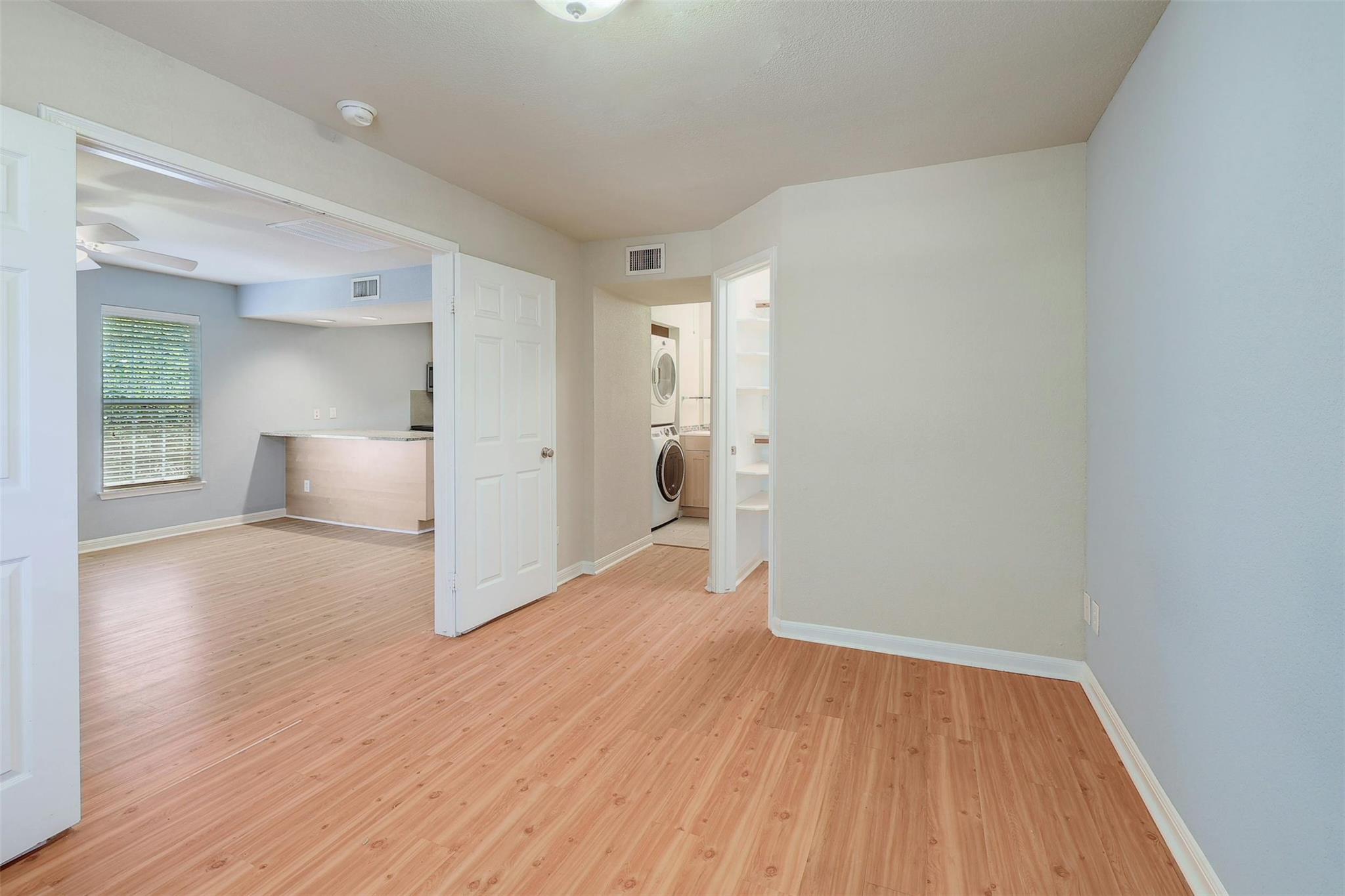 7685 Northcross Dr #524 Property Photo 11