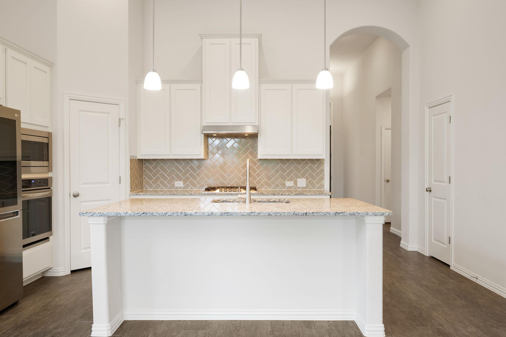 7905 Sunrise Ravine Pass Property Photo 6