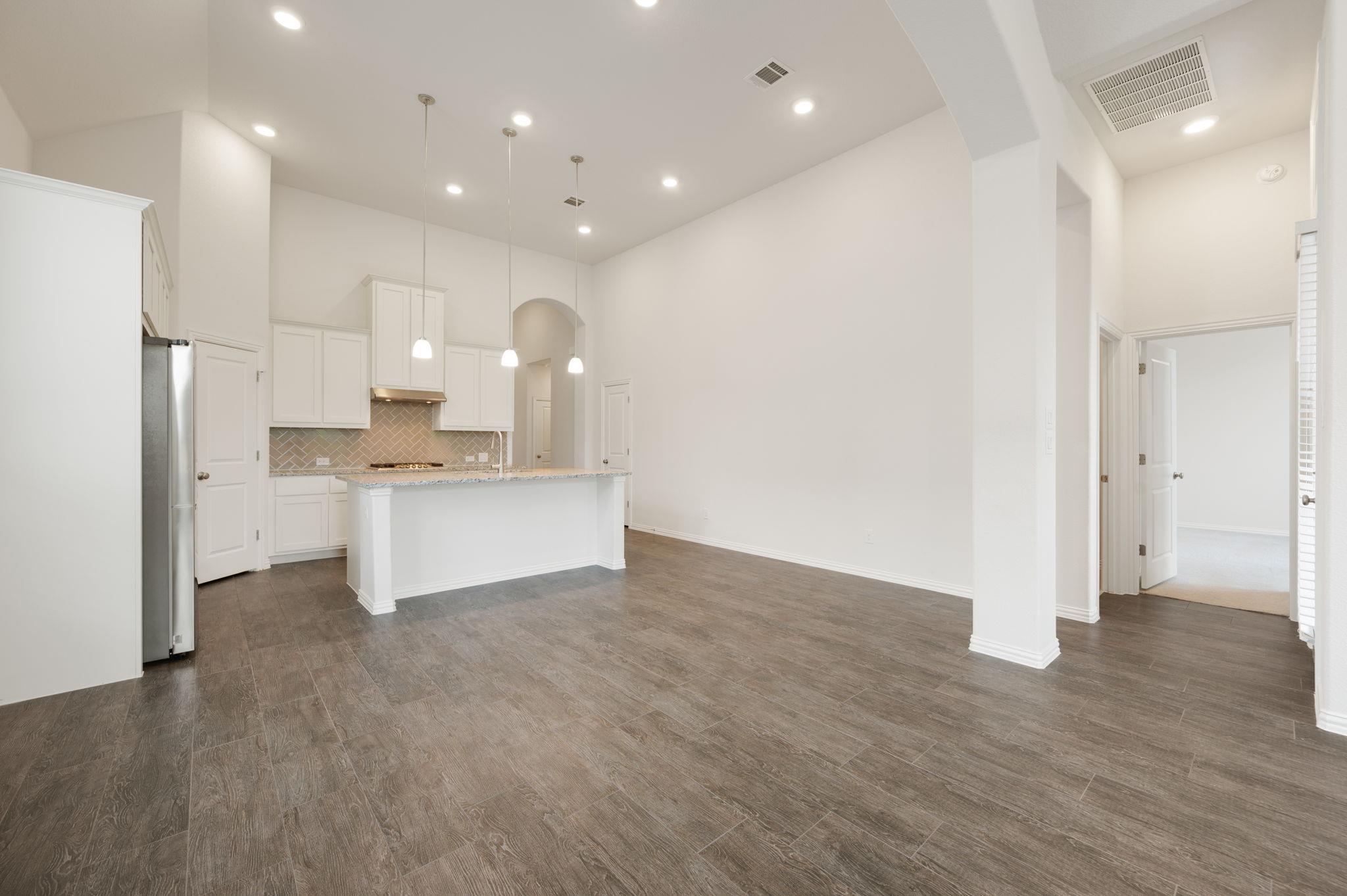 7905 Sunrise Ravine Pass Property Photo 9