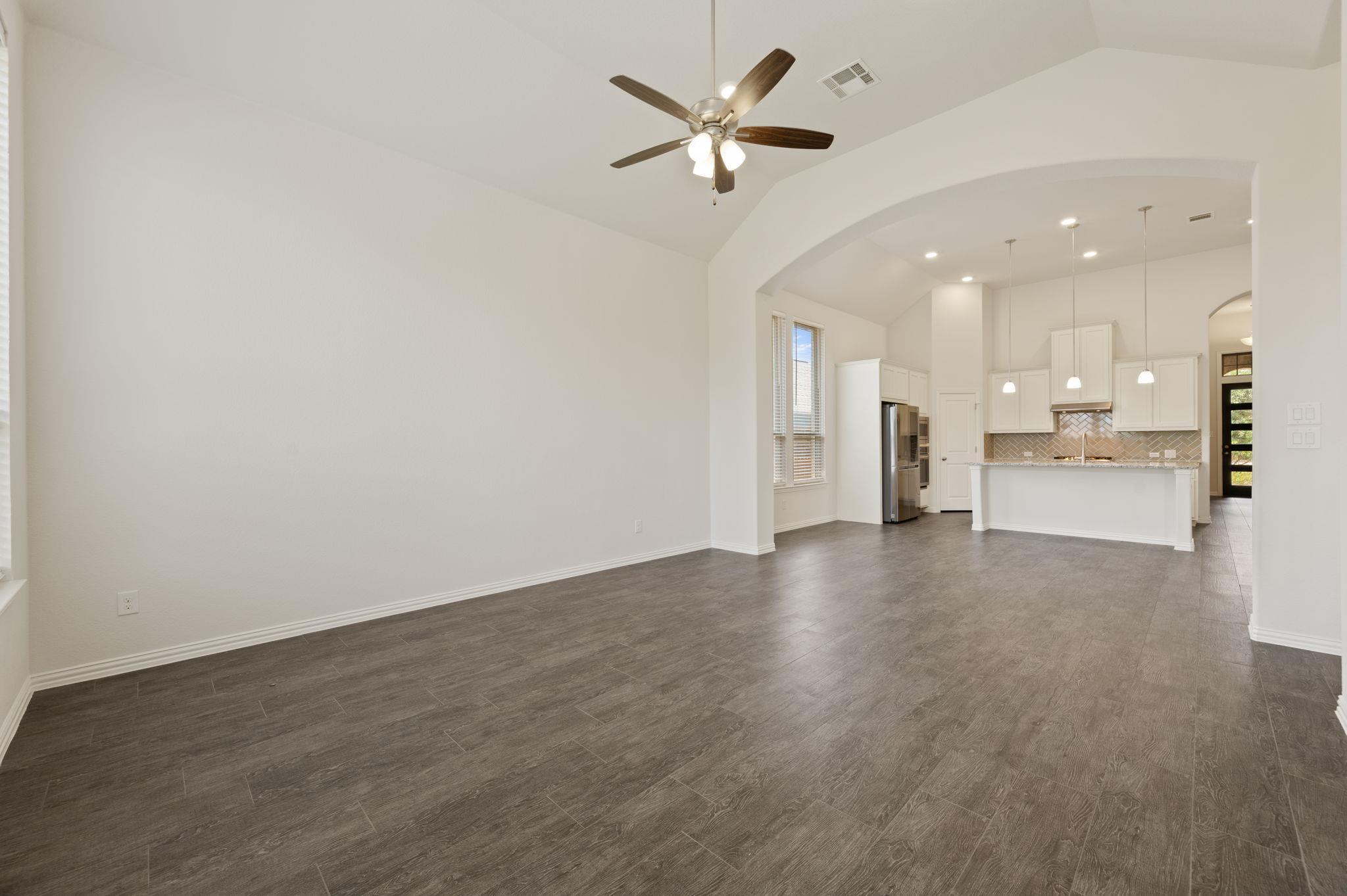 7905 Sunrise Ravine Pass Property Photo 12